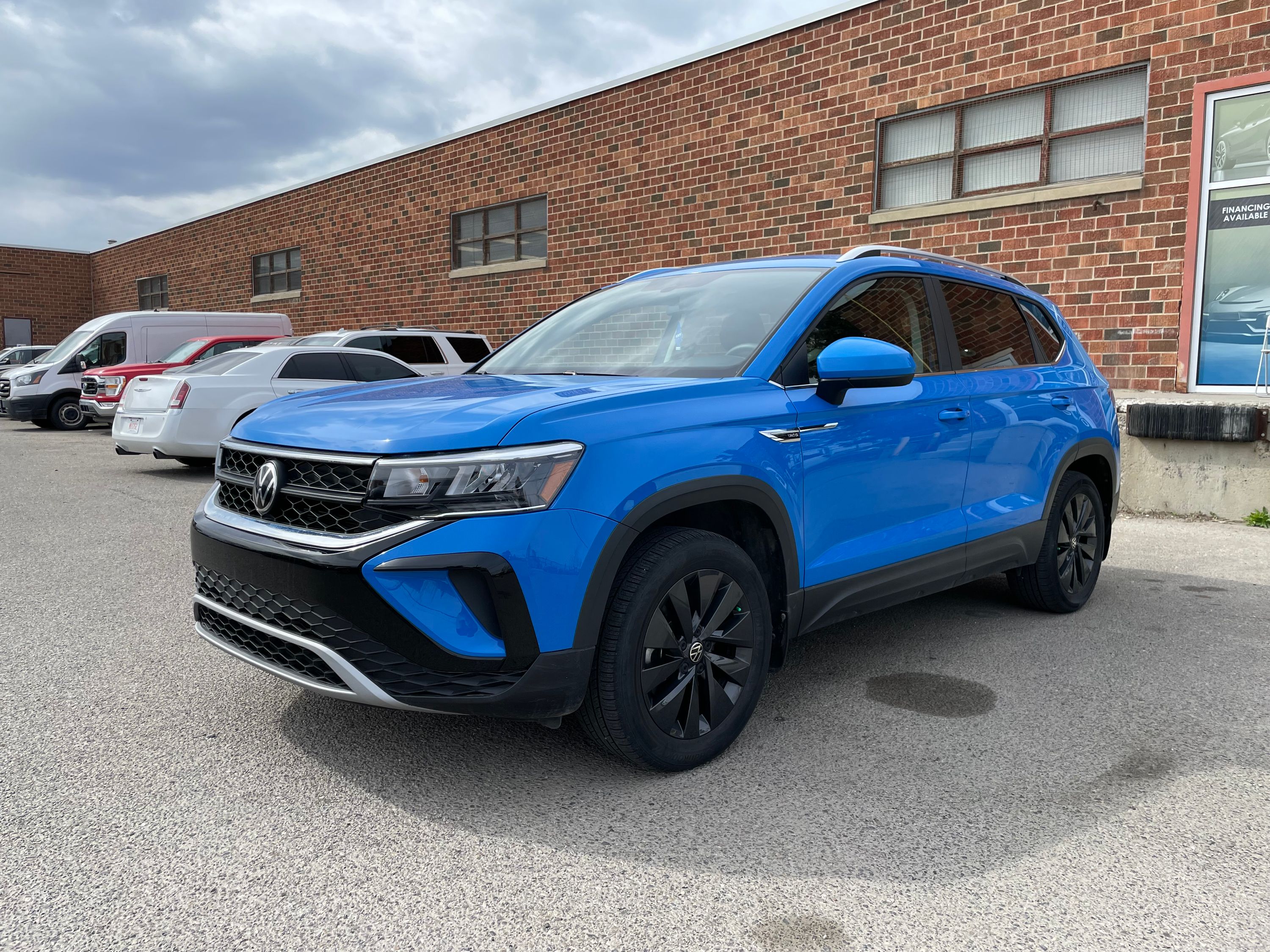 2022 Volkswagen Taos - Image 1