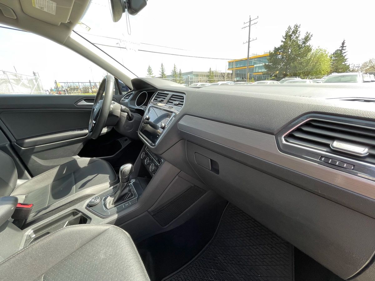 2021 Volkswagen Tiguan Highline - Image 27