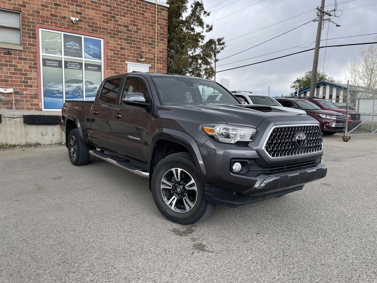 2018 Toyota Tacoma SR5 - Image 4