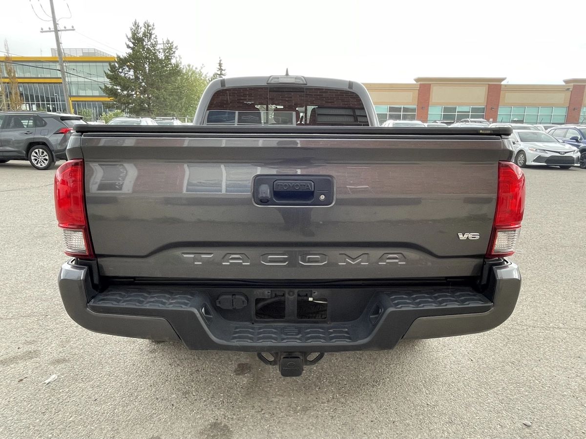 2018 Toyota Tacoma SR5 - Image 7