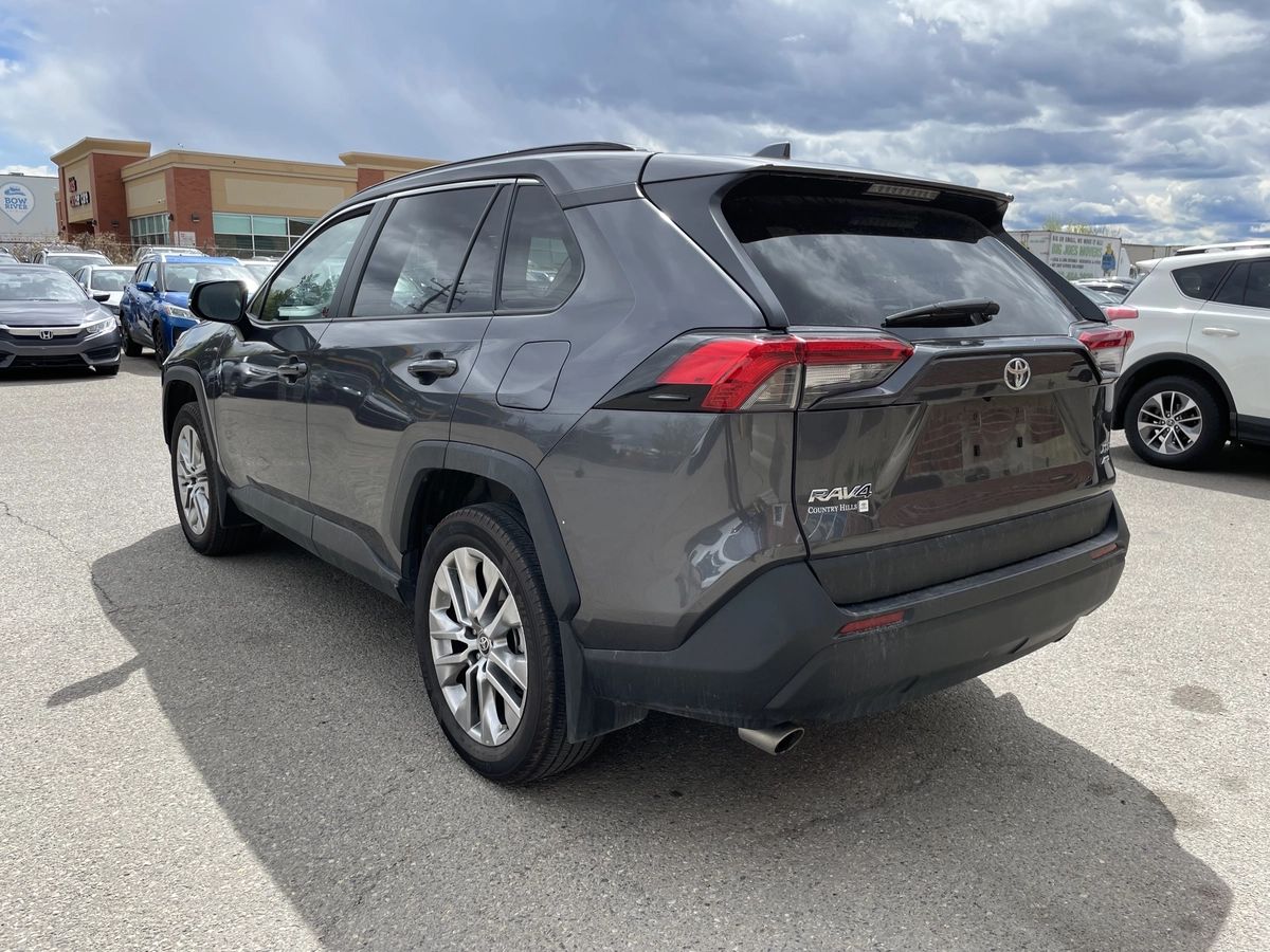 2024 Toyota RAV4 XLE - Image 9