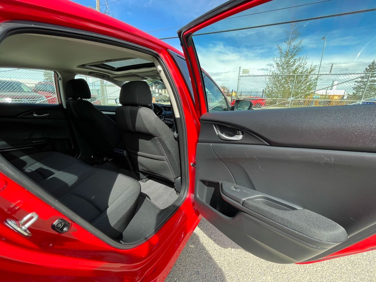 2019 Honda Civic Sedan EX - Image 18