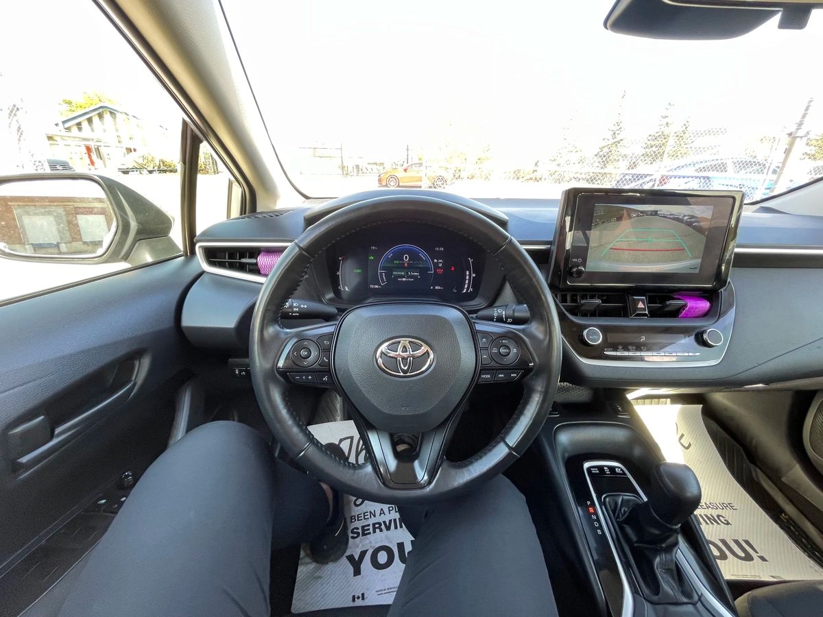 2025 Toyota Corolla Hybrid - Image 25