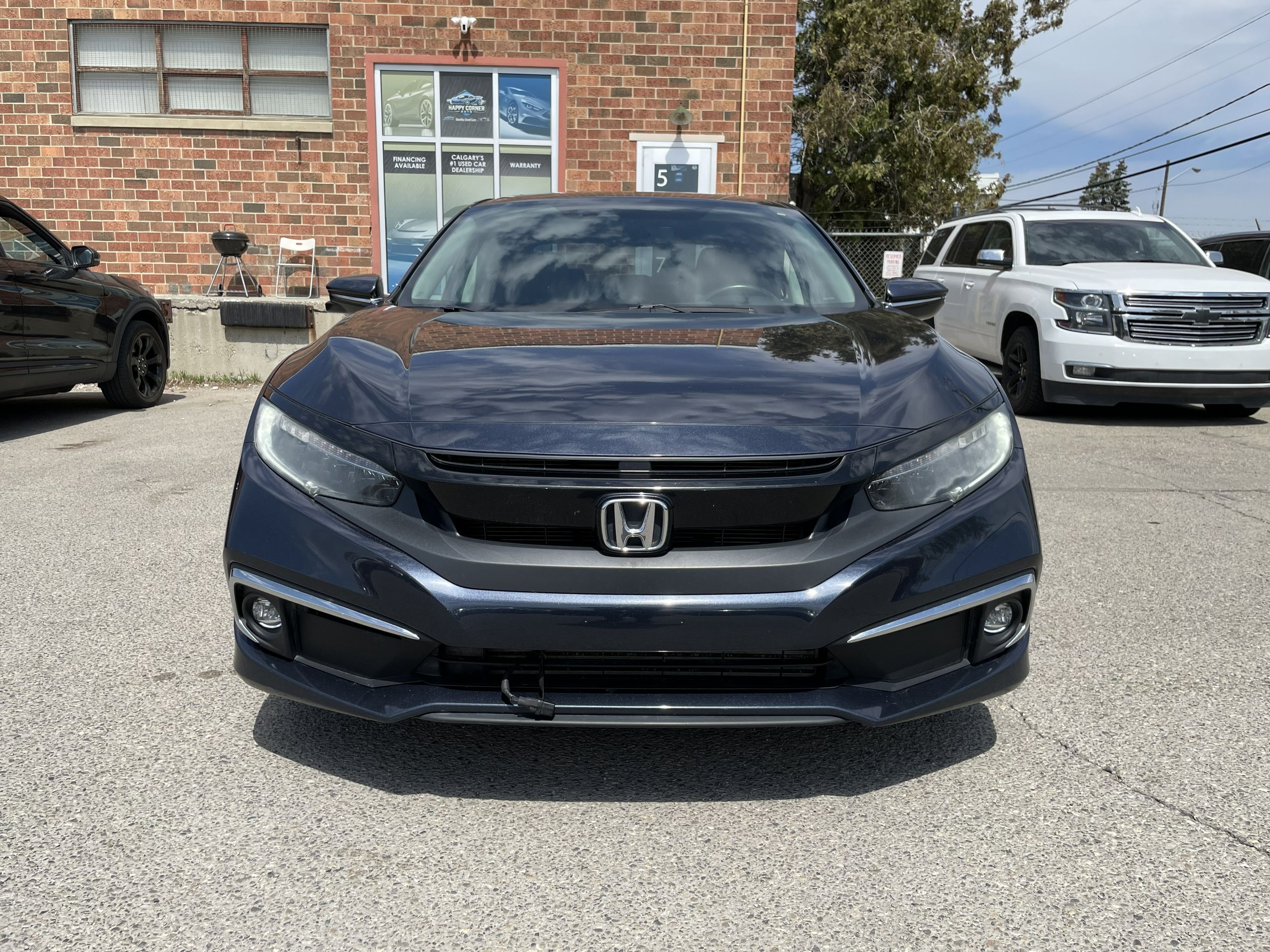 2019 Honda Civic Sedan Touring - Image 2