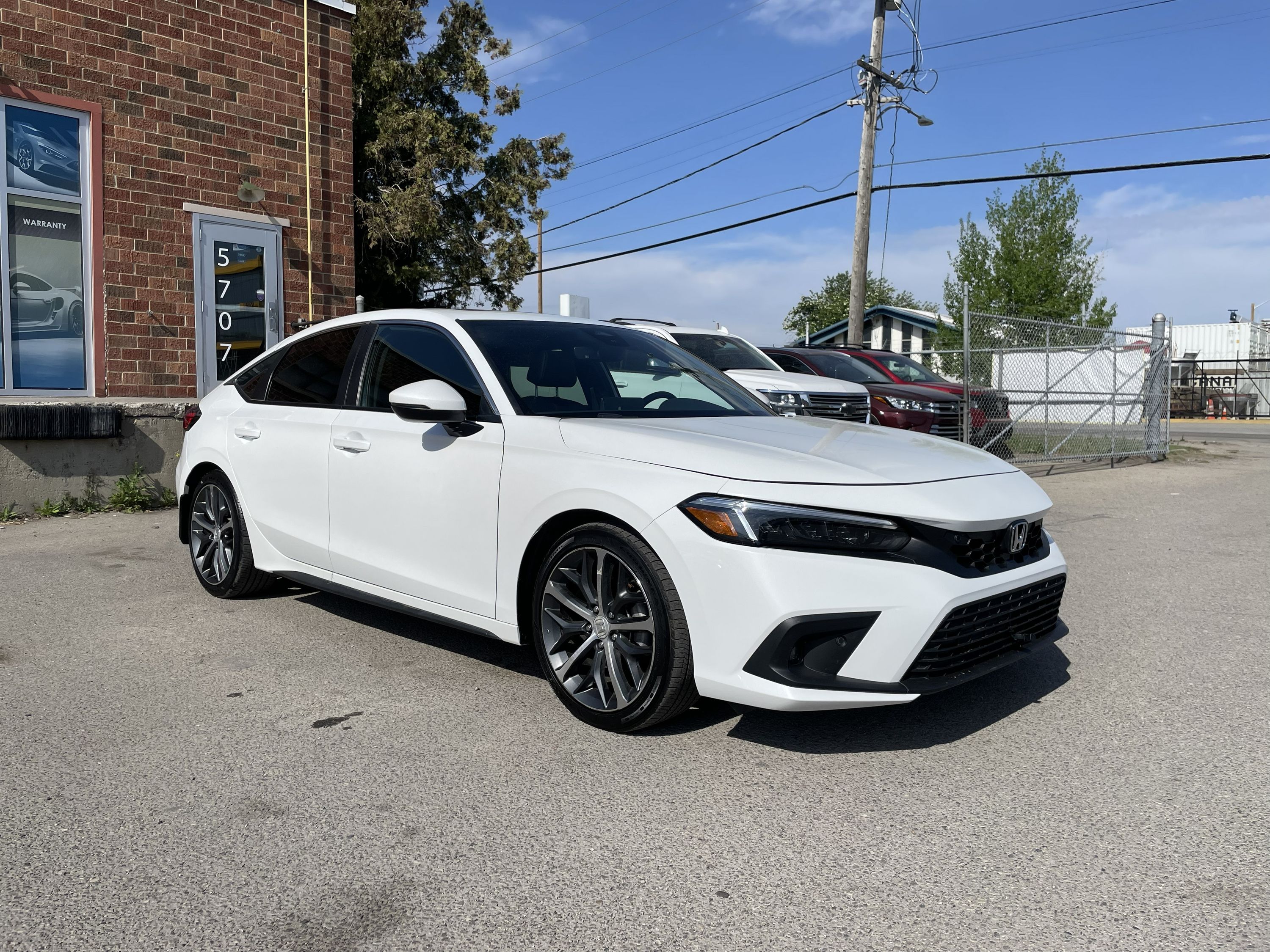 2022 Honda Civic Hatchback Sport Touring - Image 3