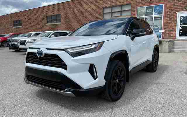 2023 Toyota RAV4 Hybrid XSE - Request more images