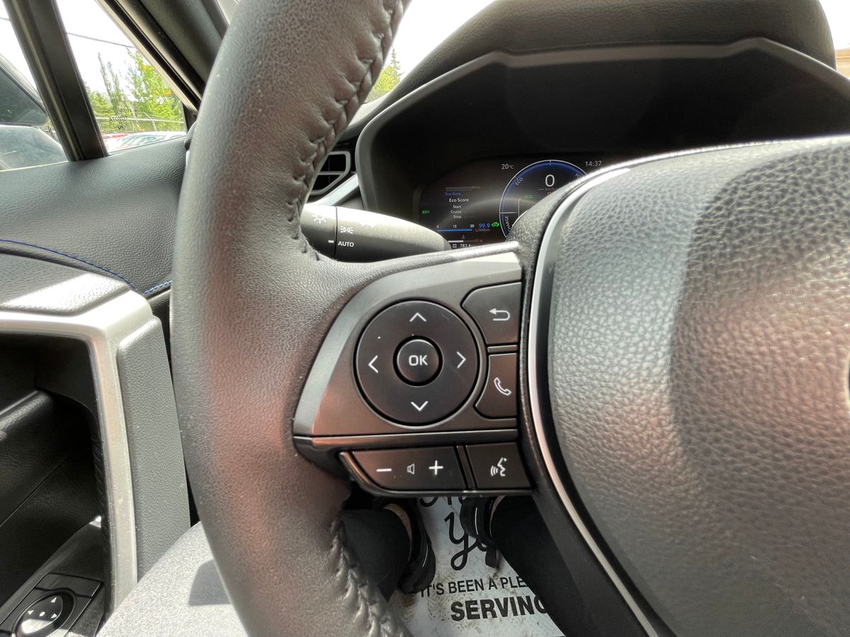 2023 Toyota RAV4 Hybrid - Image 34