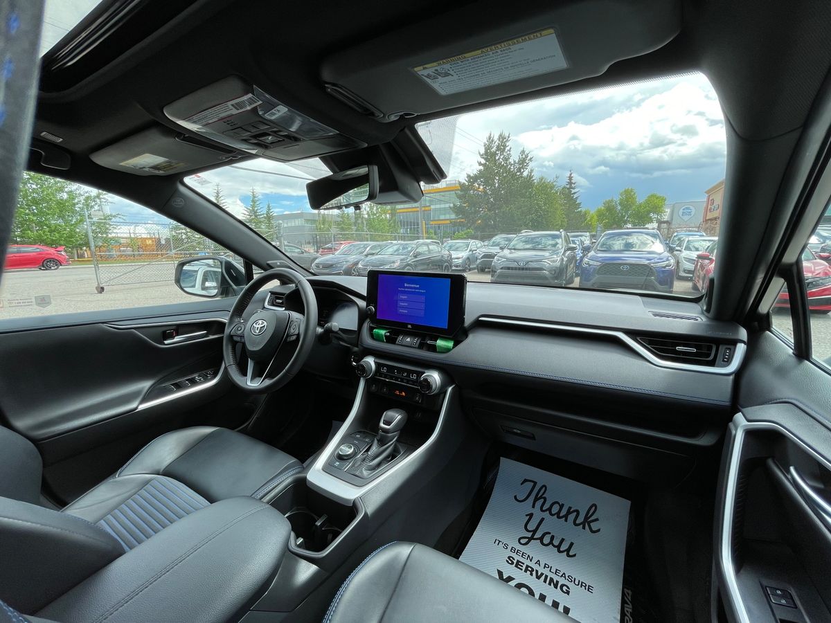 2023 Toyota RAV4 Hybrid - Image 22
