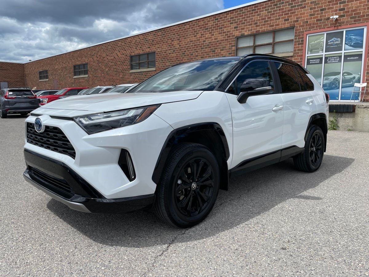 2023 Toyota RAV4 Hybrid - Image 4