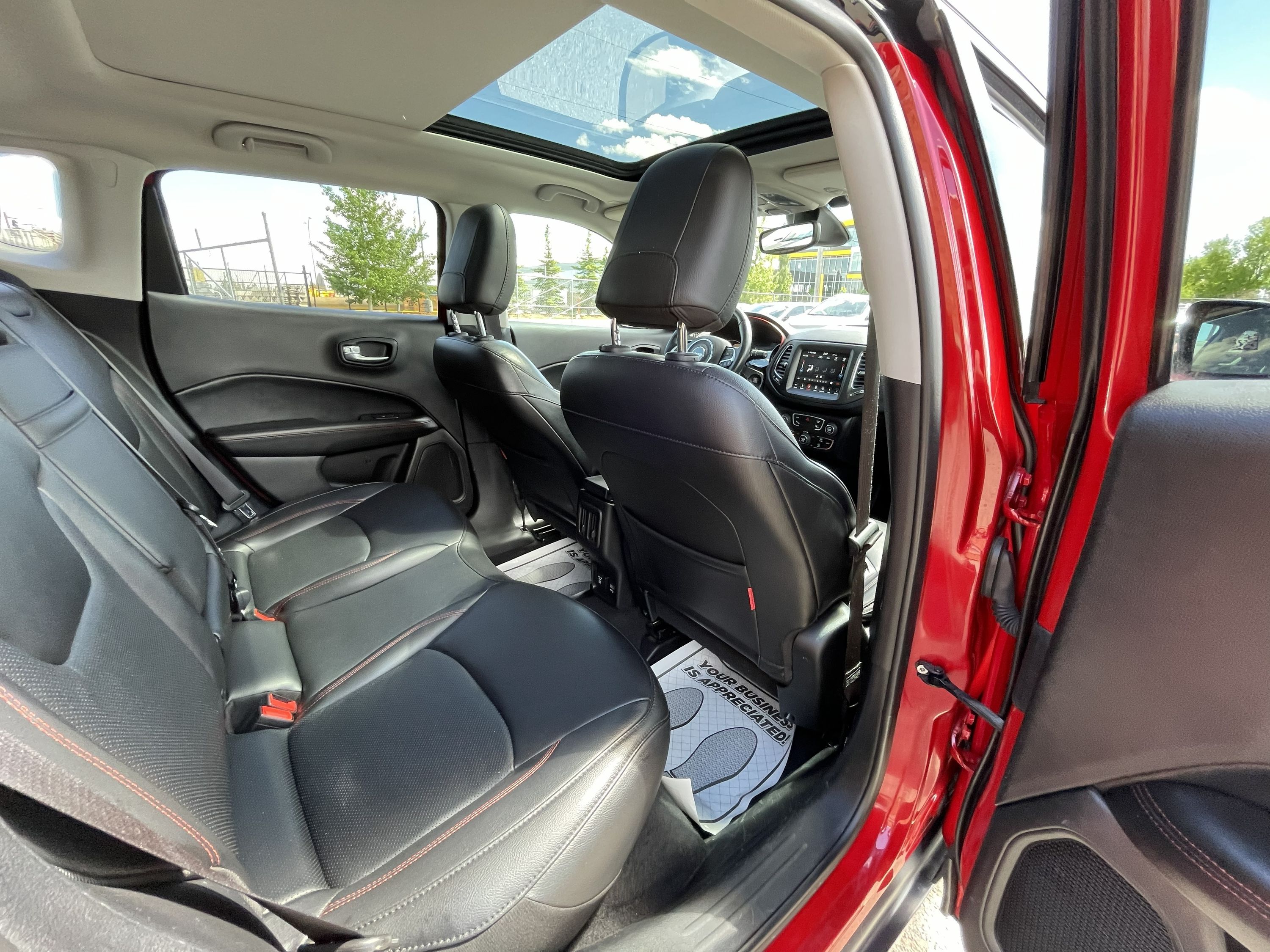 2019 Jeep Compass - Image 21