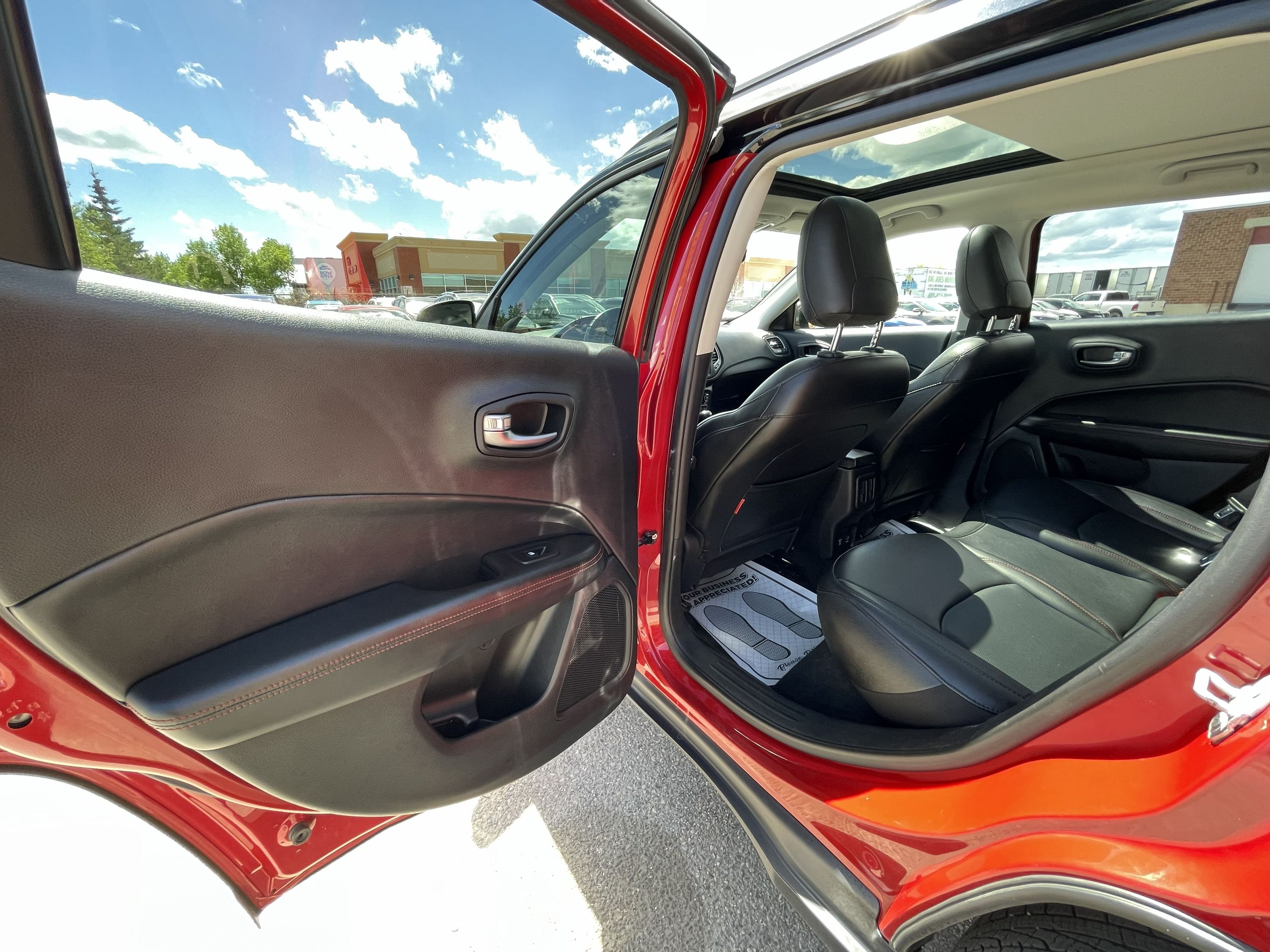 2019 Jeep Compass - Image 14