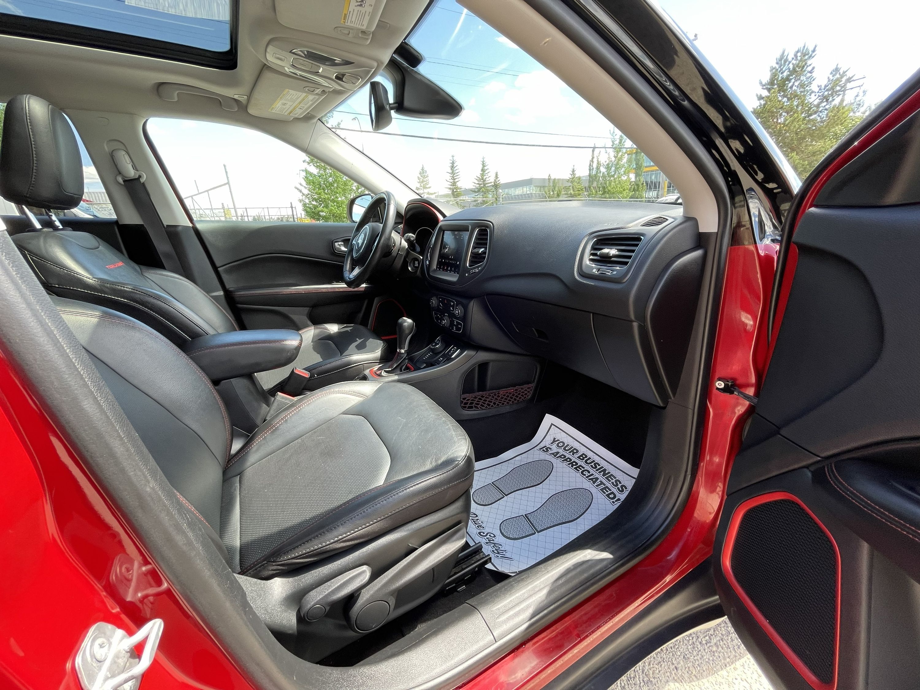 2019 Jeep Compass - Image 24