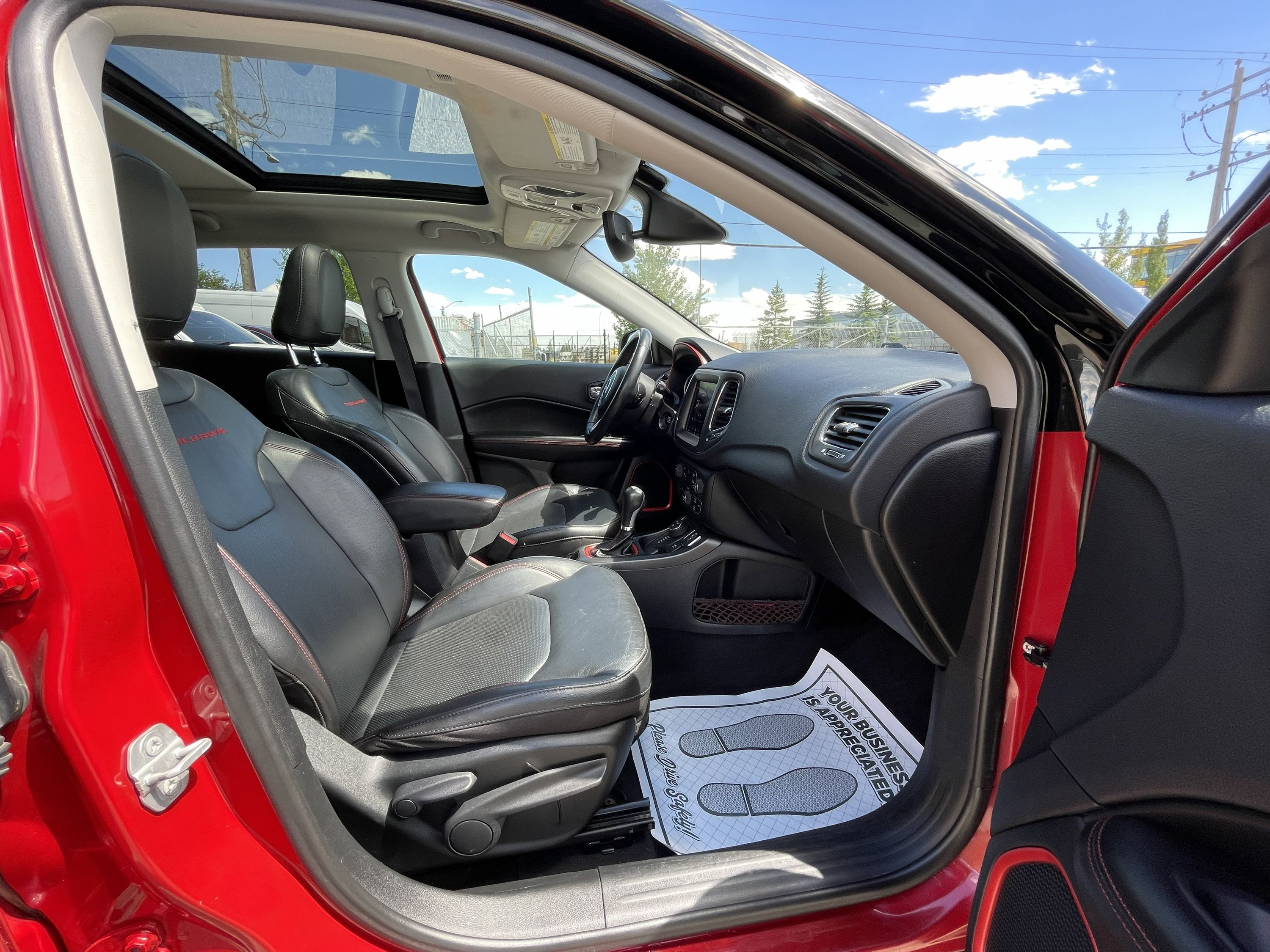 2019 Jeep Compass - Image 25
