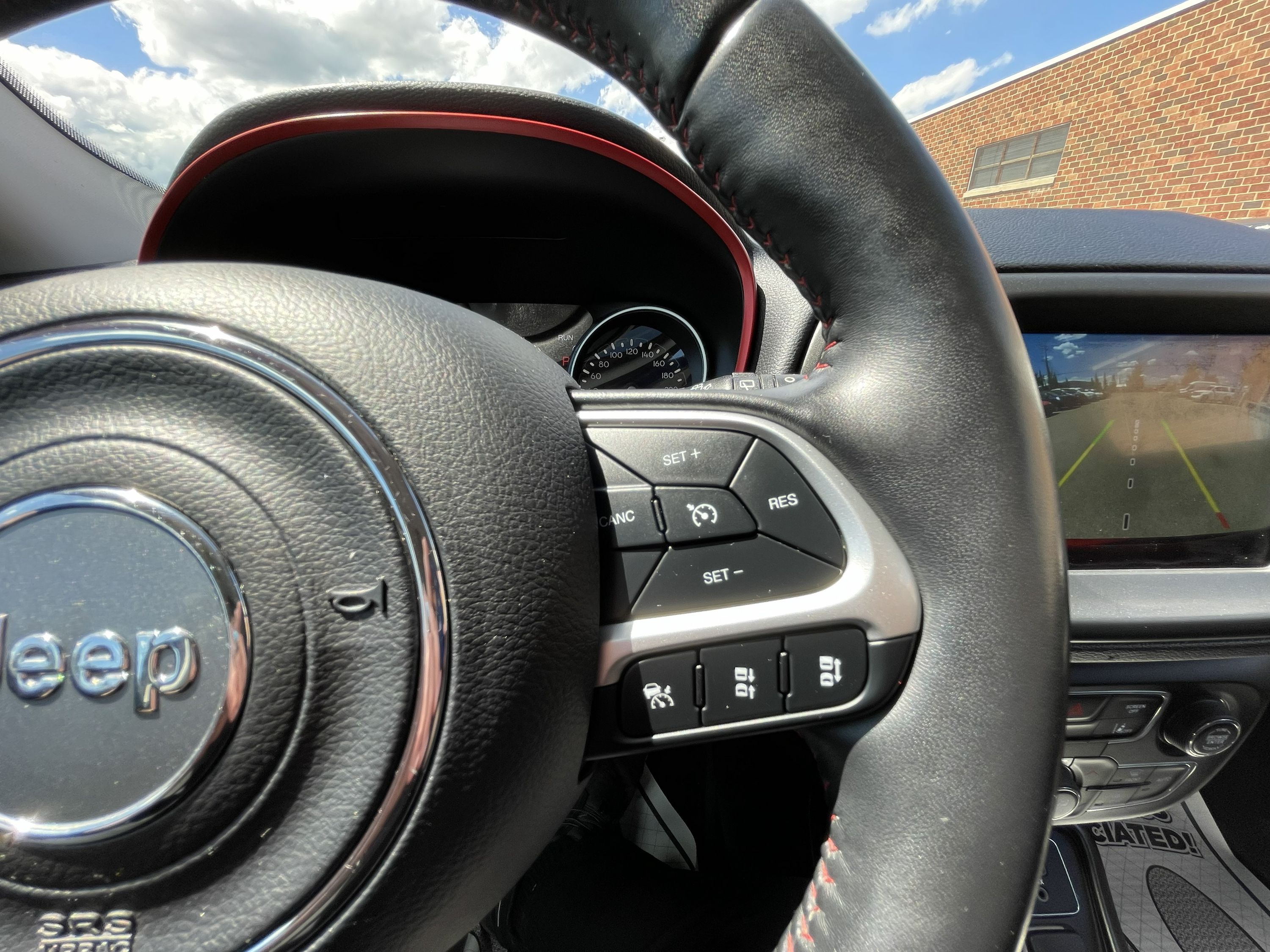 2019 Jeep Compass - Image 31