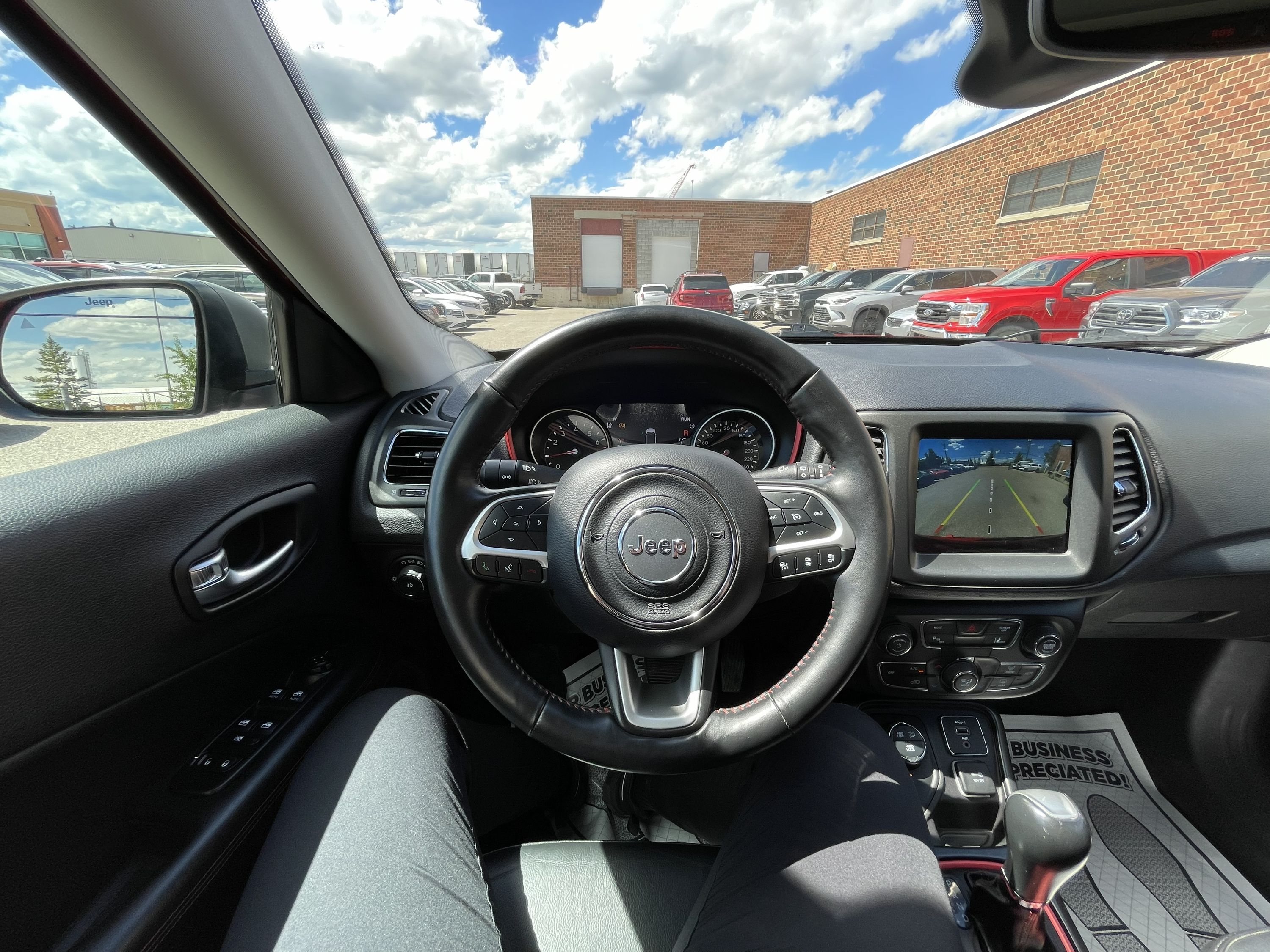 2019 Jeep Compass - Image 30