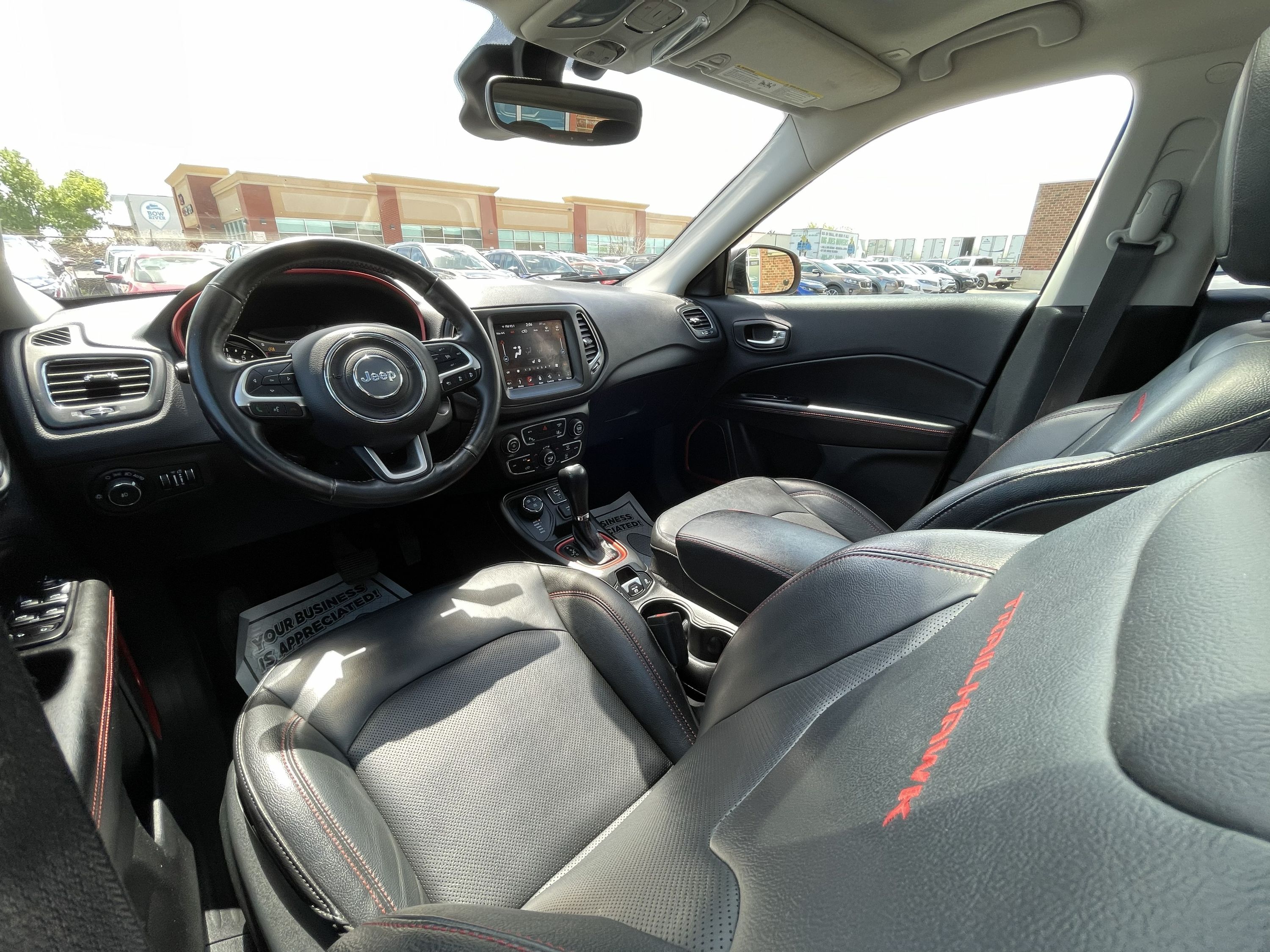 2019 Jeep Compass - Image 16
