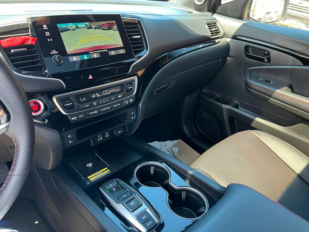 2024 Honda Passport - Image 29