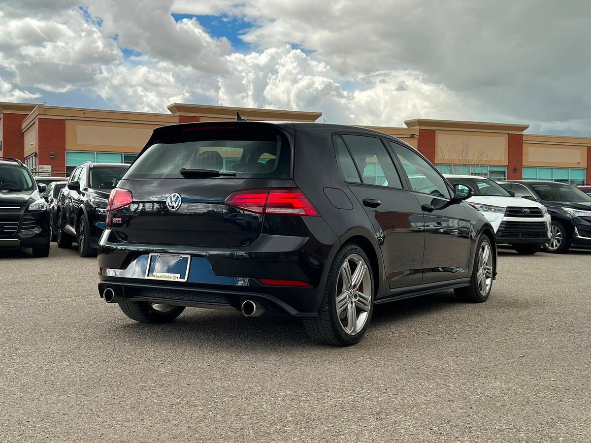 2019 Volkswagen Golf GTI - Image 13