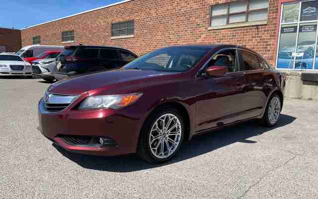 2015 Acura ILX Premium - Request more images