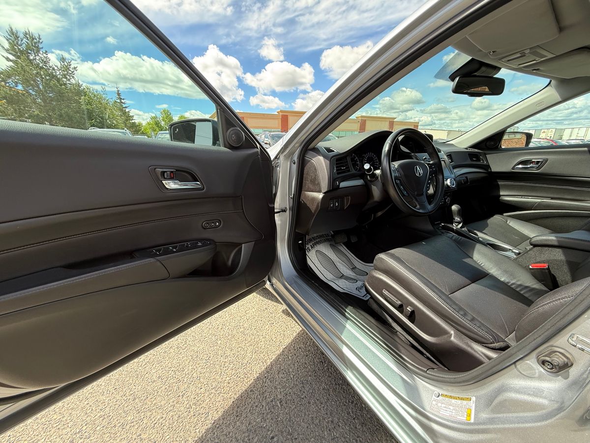 2018 Acura ILX - Image 12