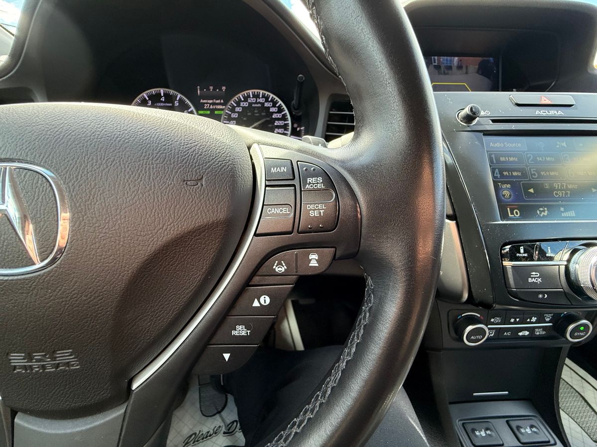 2018 Acura ILX - Image 31