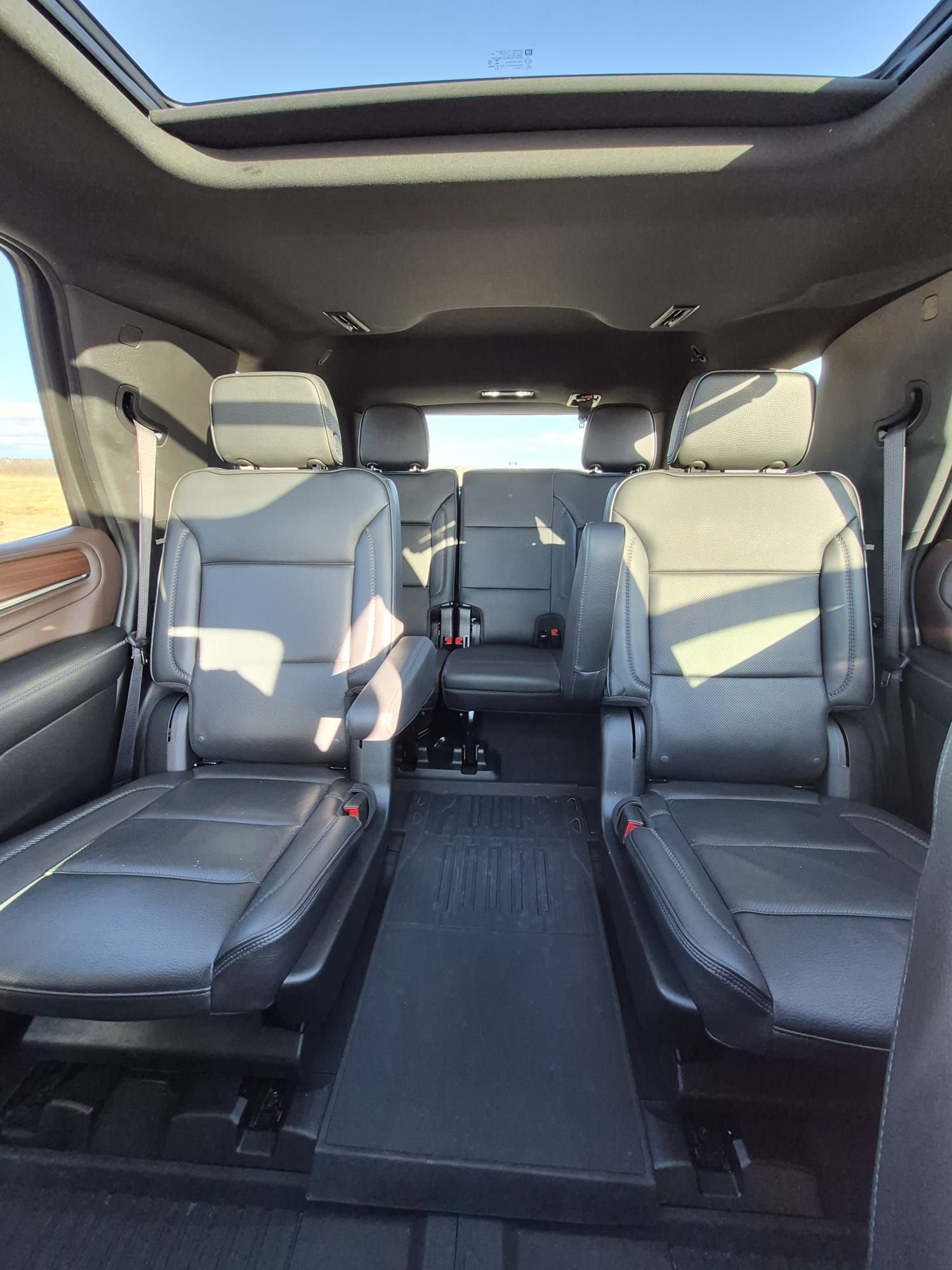 2022 GMC Yukon - Image 34