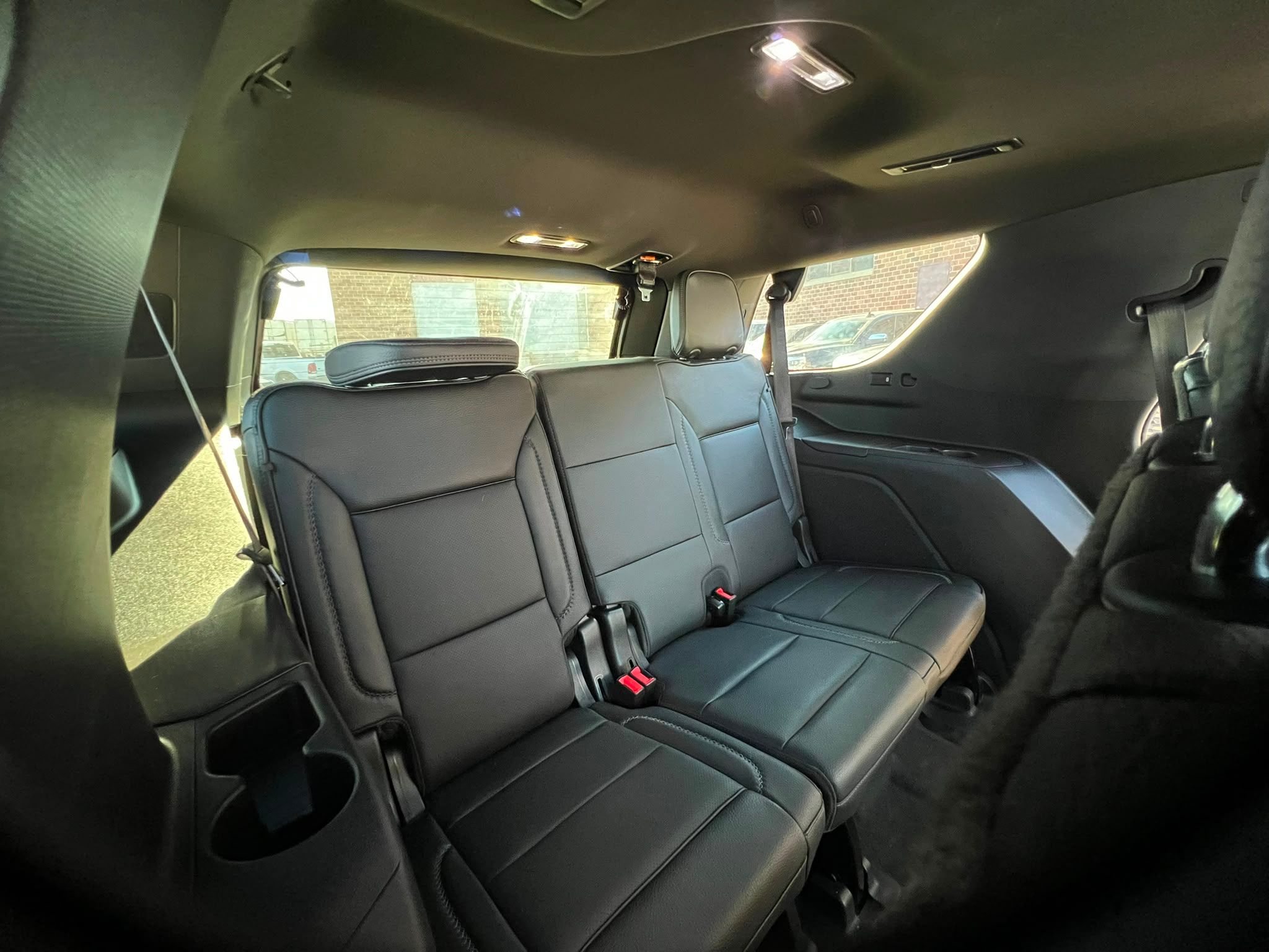 2022 GMC Yukon - Image 38