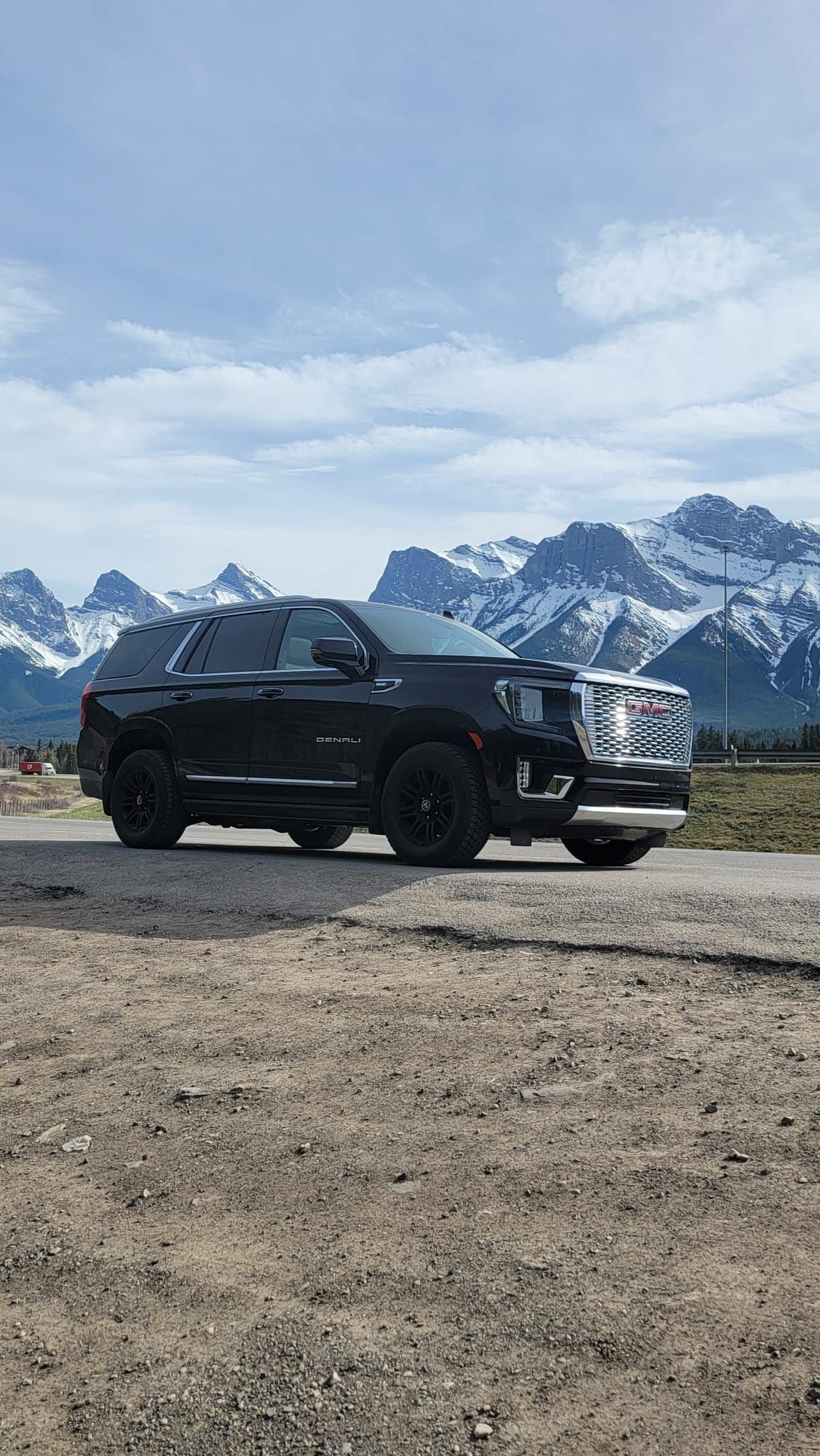 2022 GMC Yukon - Image 18