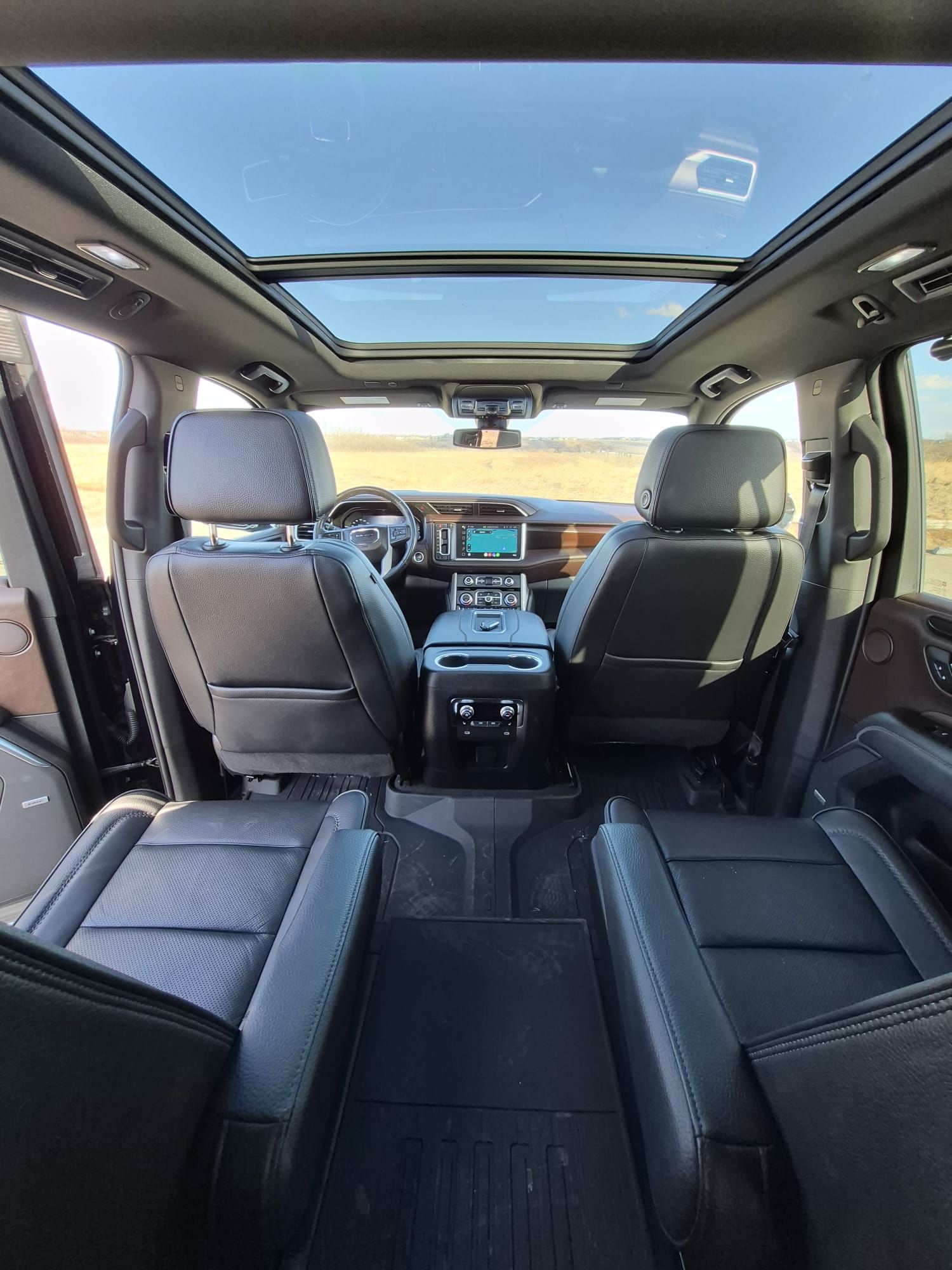 2022 GMC Yukon - Image 23