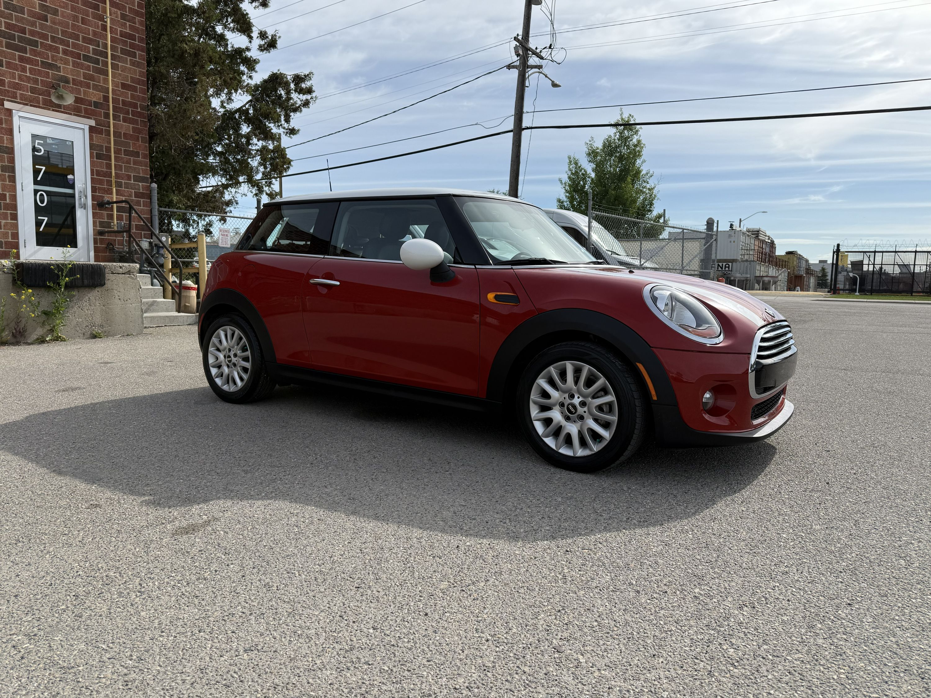 2015 MINI Cooper - Image 6