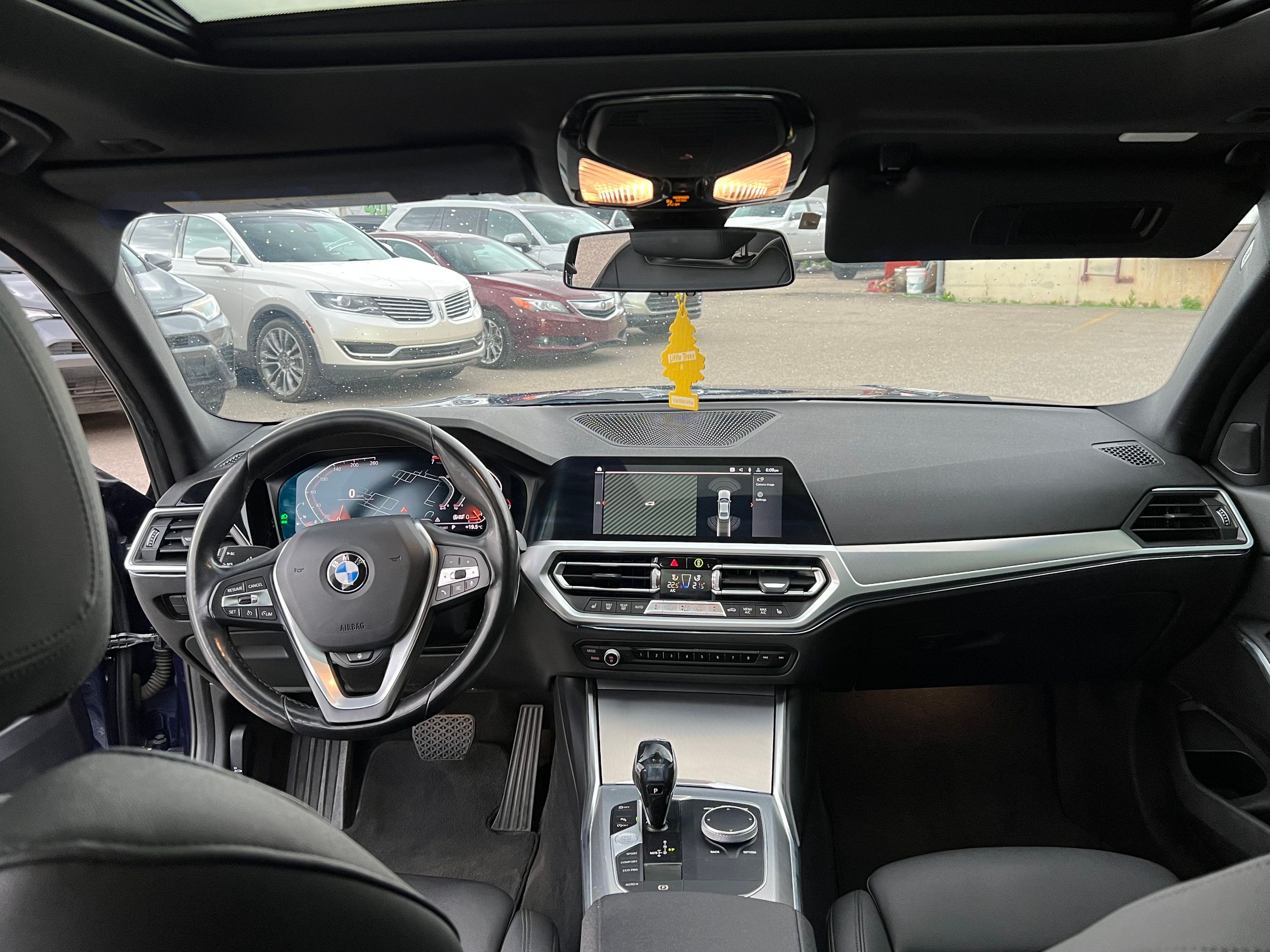 2020 BMW 3 Series - Image 14