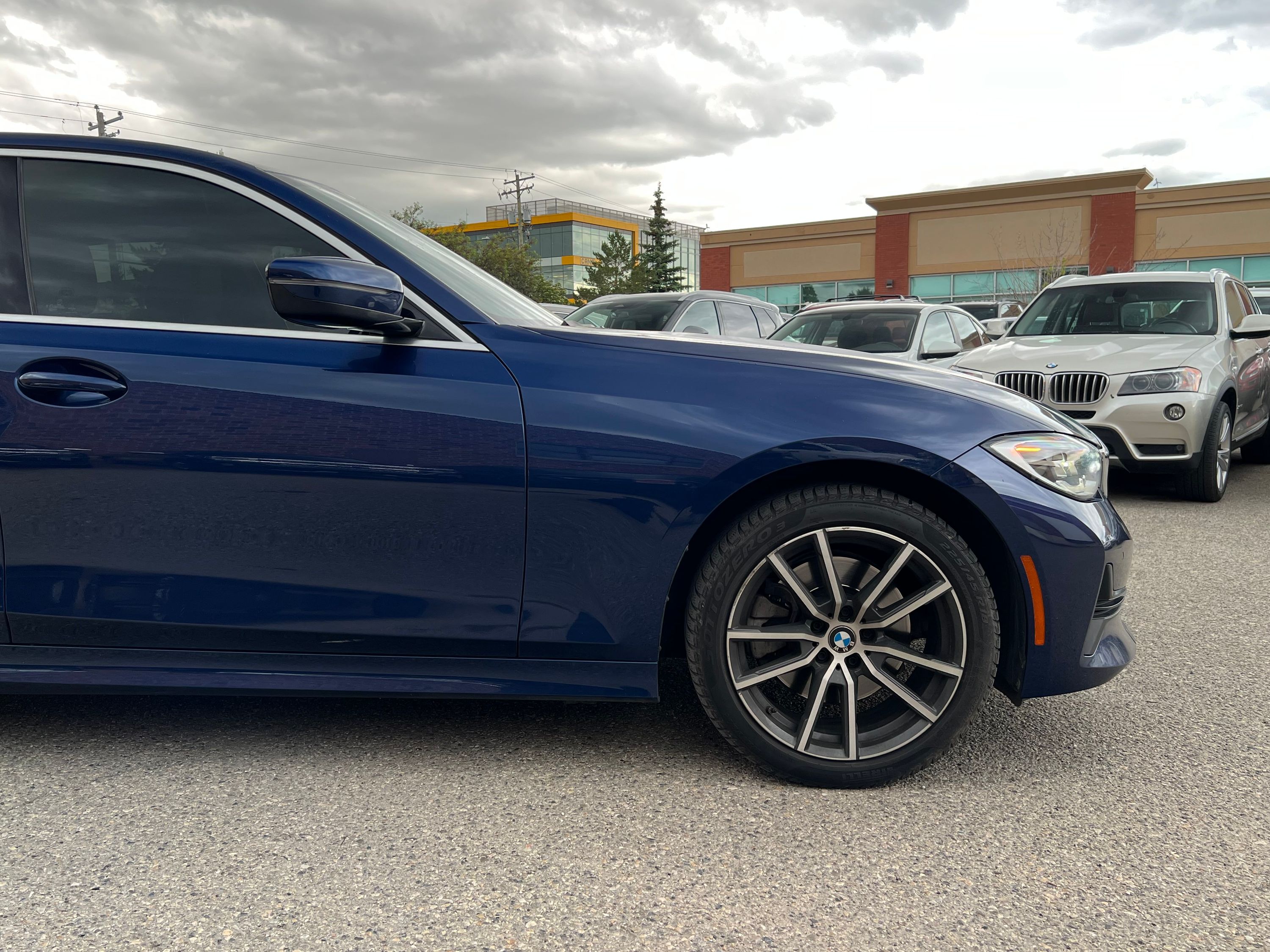 2020 BMW 3 Series - Image 9
