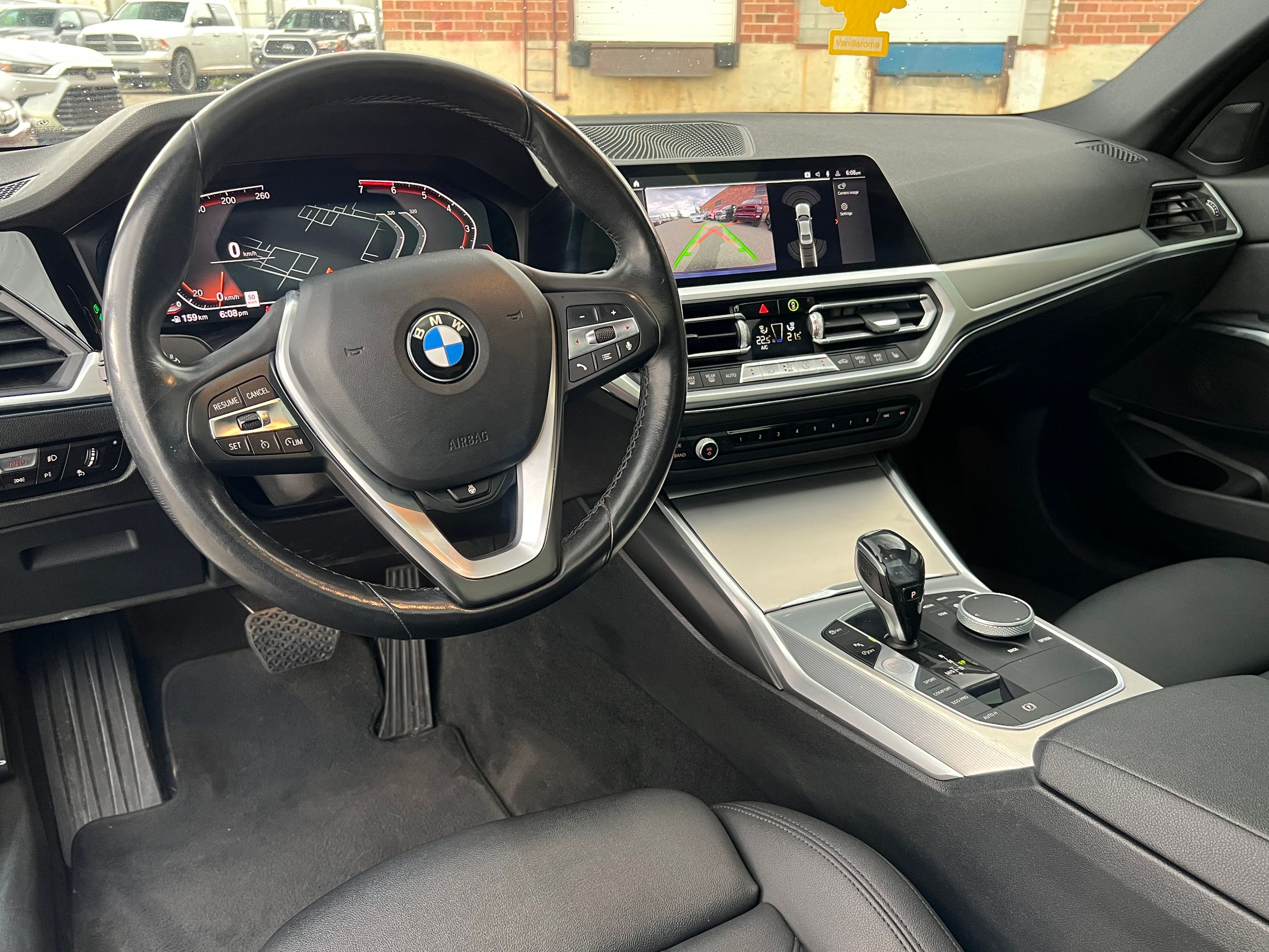 2020 BMW 3 Series - Image 13