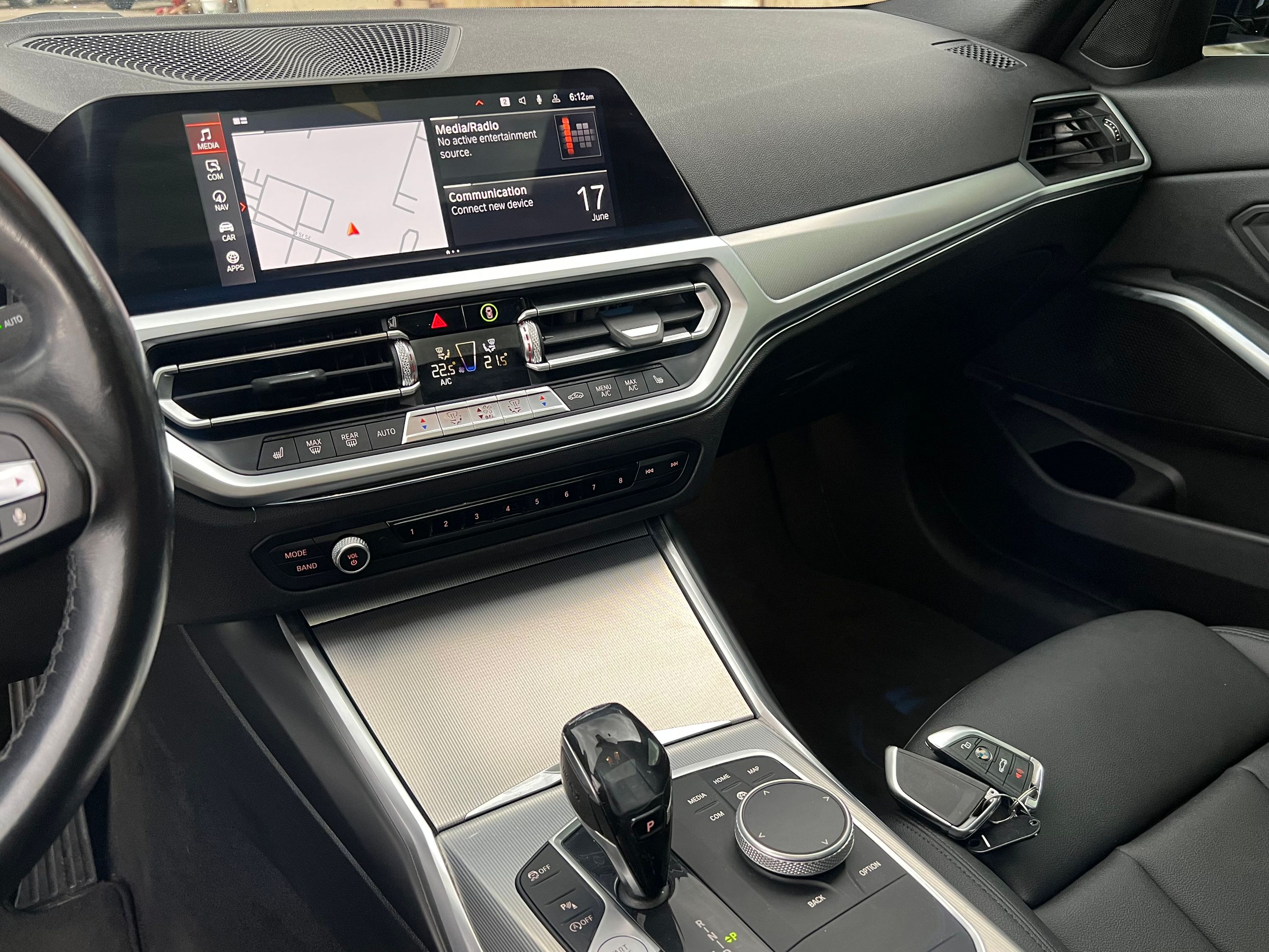 2020 BMW 3 Series - Image 18