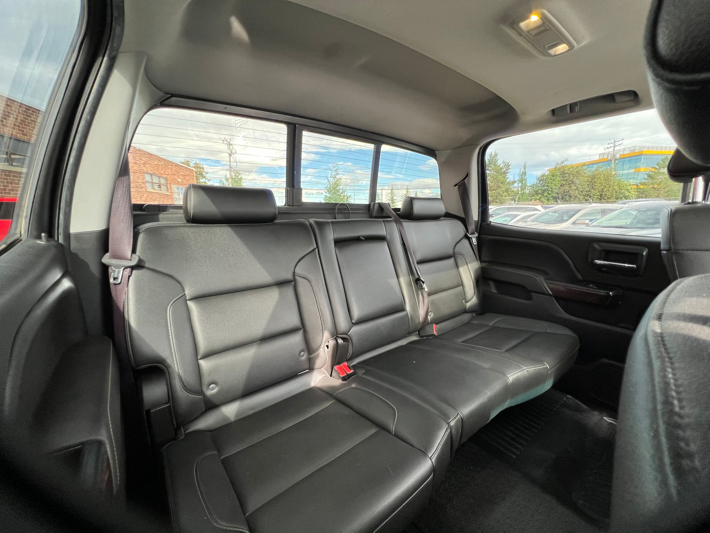 2017 GMC Sierra 3500HD - Image 15