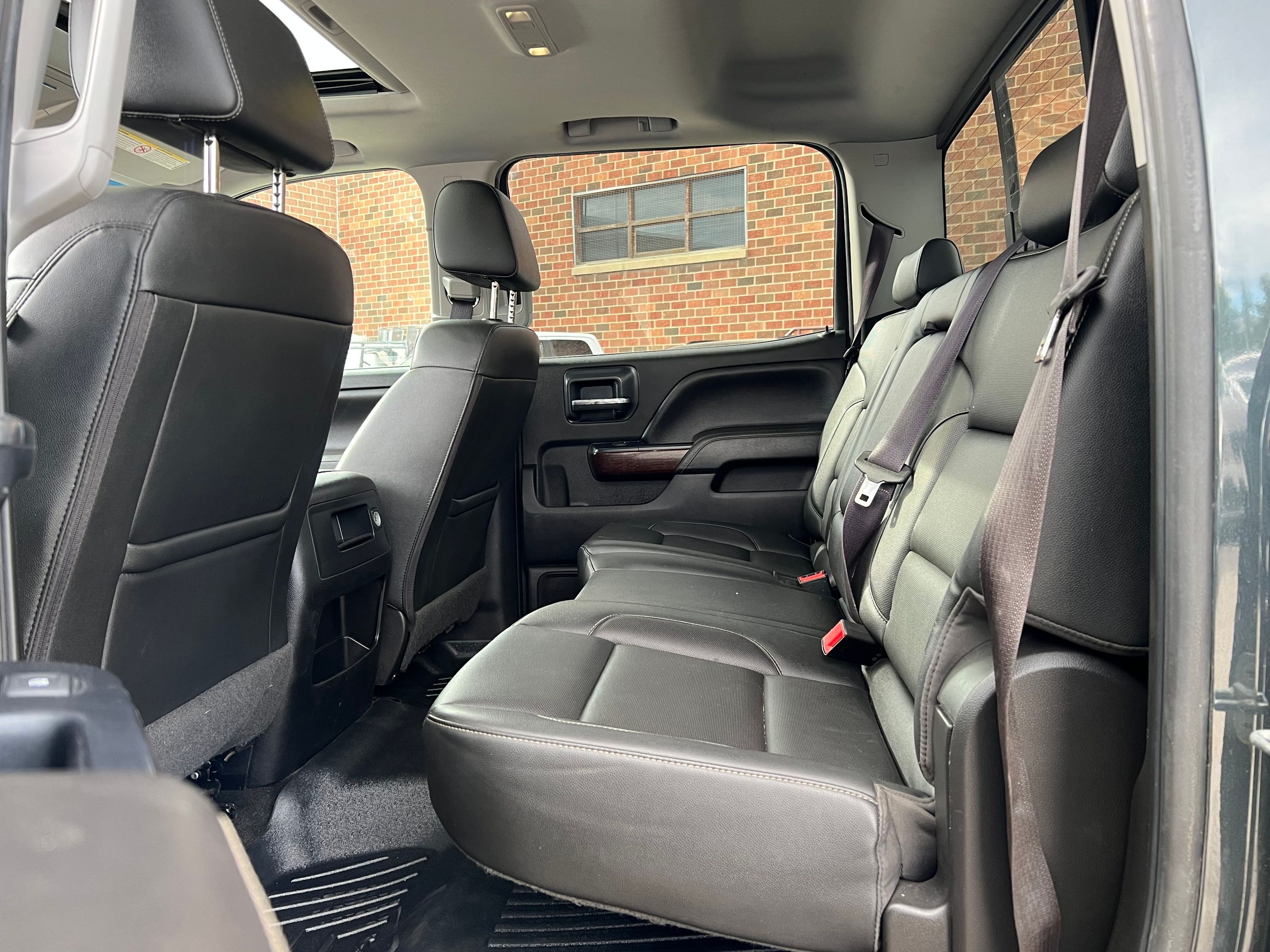 2017 GMC Sierra 3500HD - Image 14