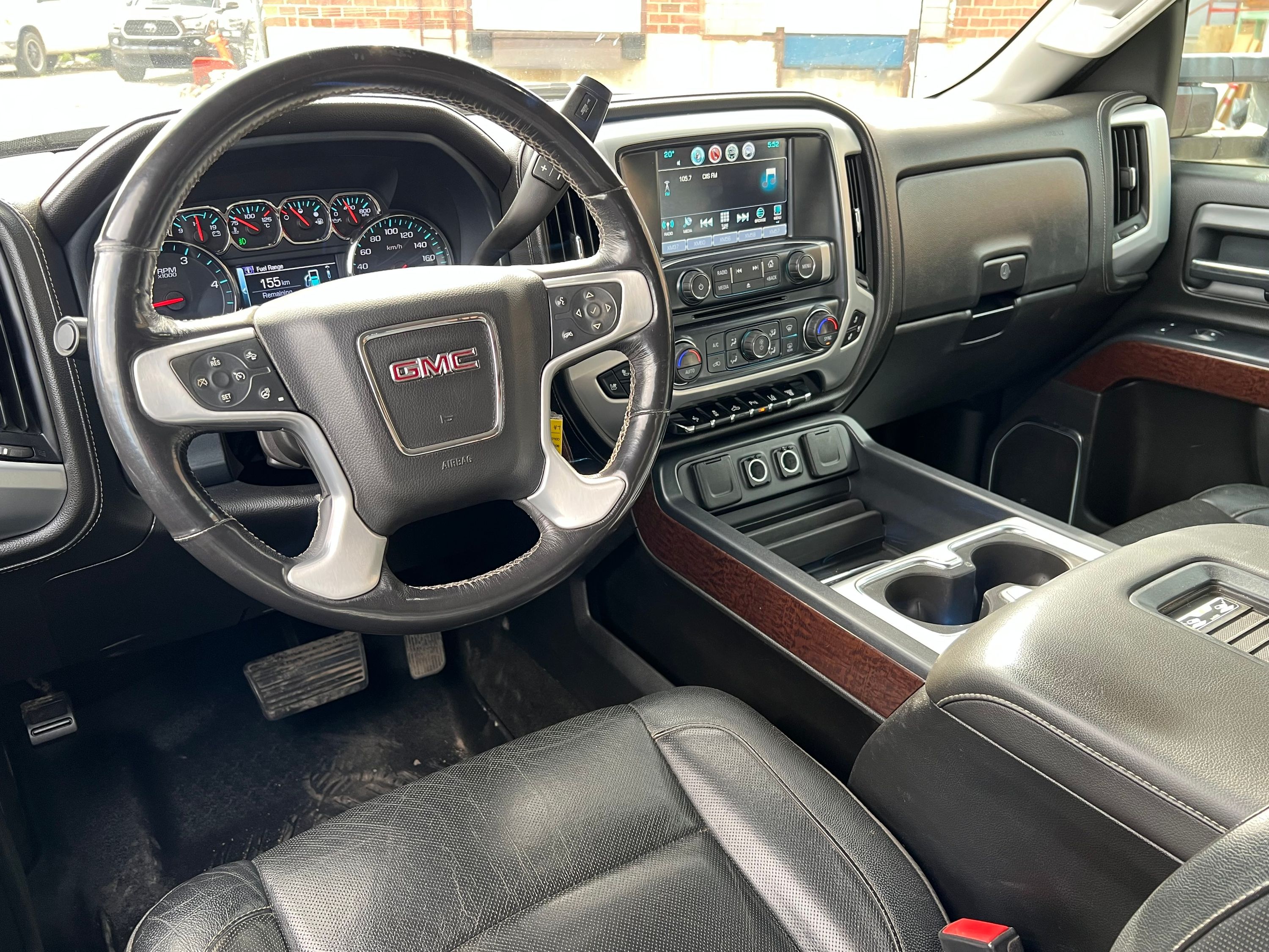 2017 GMC Sierra 3500HD - Image 11