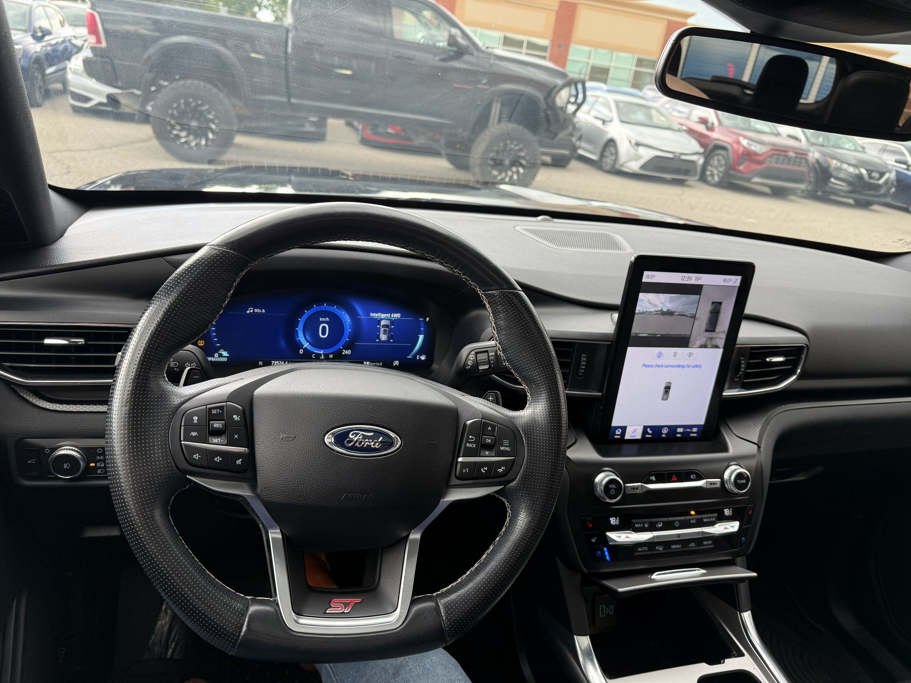 2020 Ford Explorer - Image 33