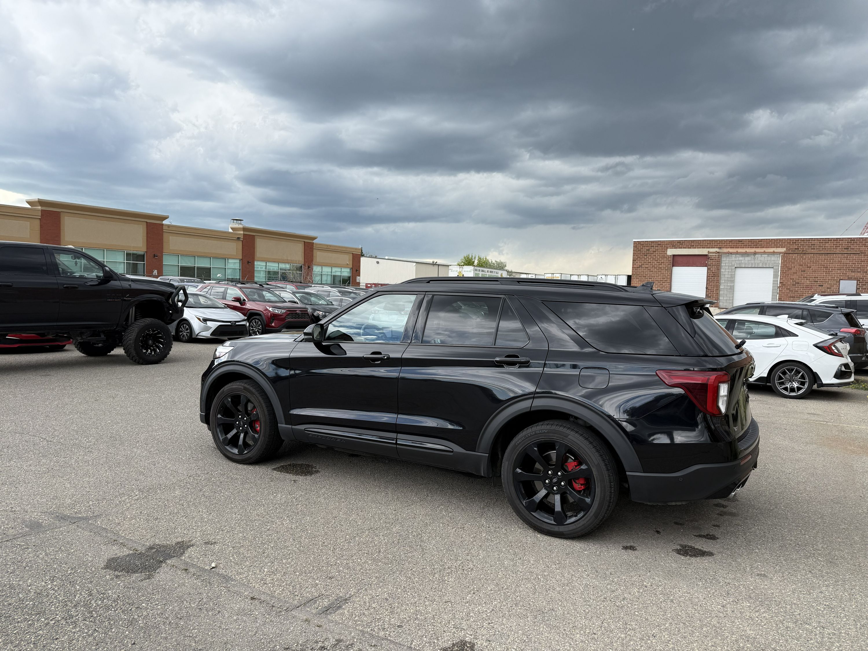 2020 Ford Explorer - Image 8