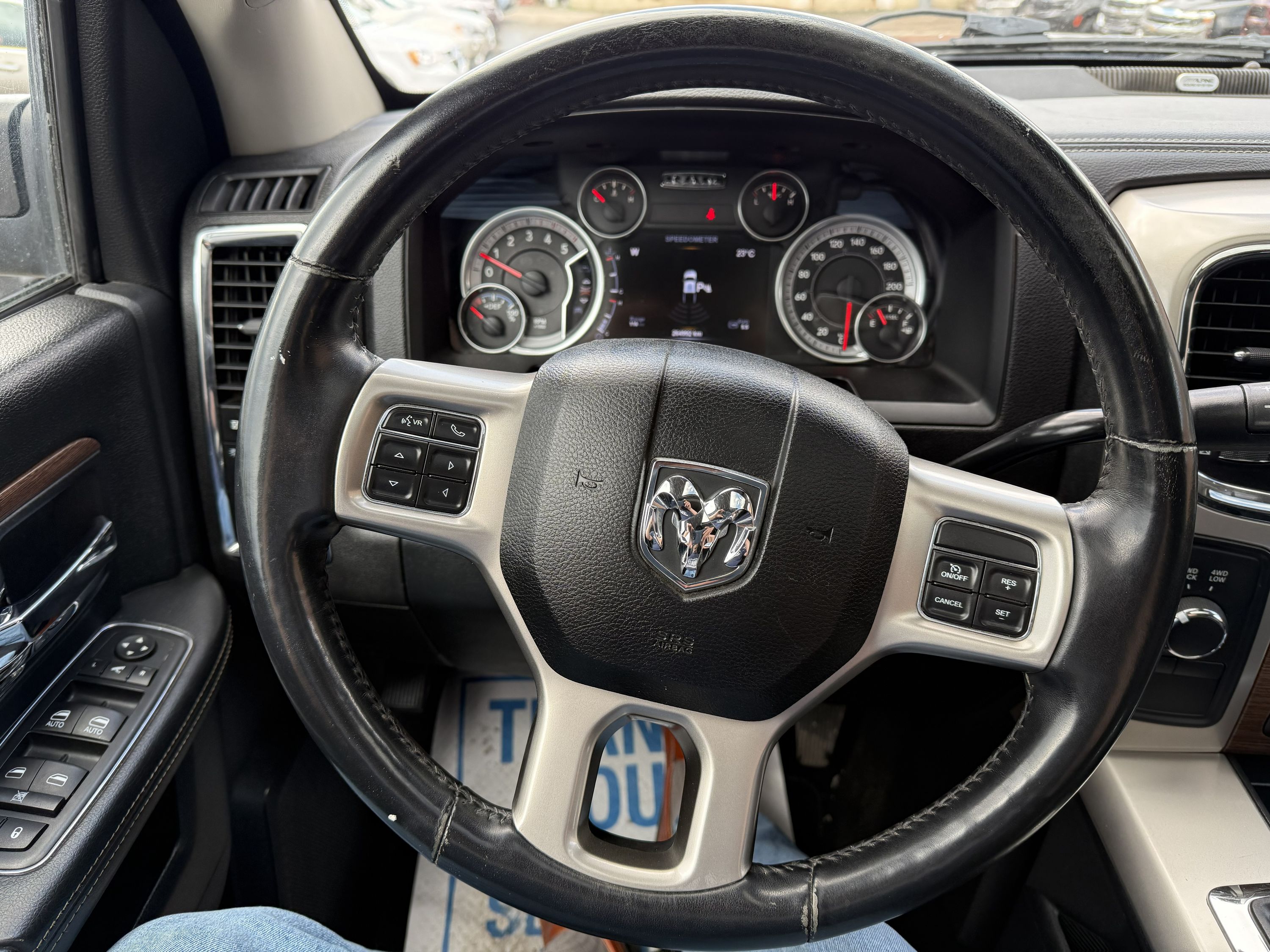 2015 RAM Ram 3500 - Image 28