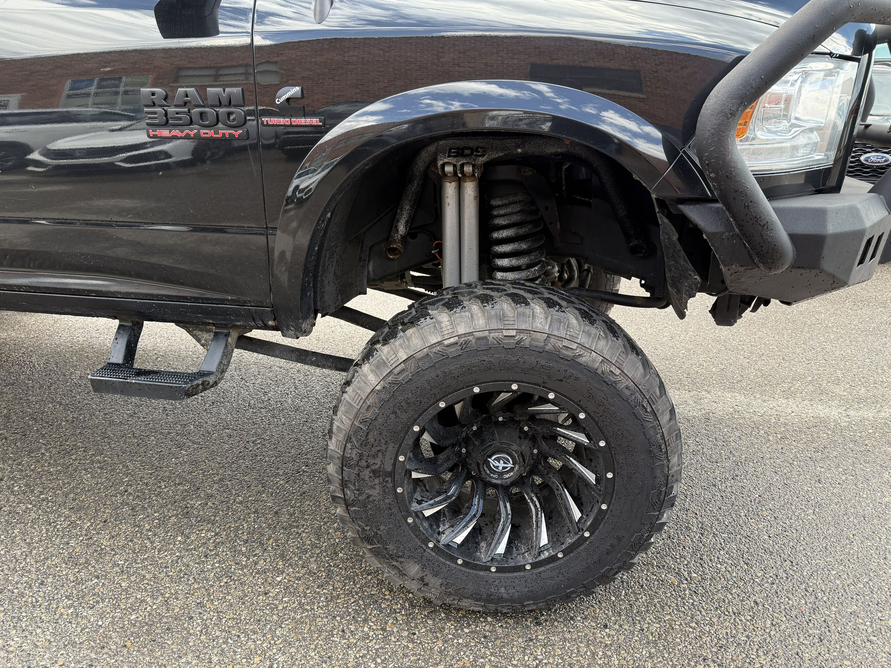 2015 RAM Ram 3500 - Image 17