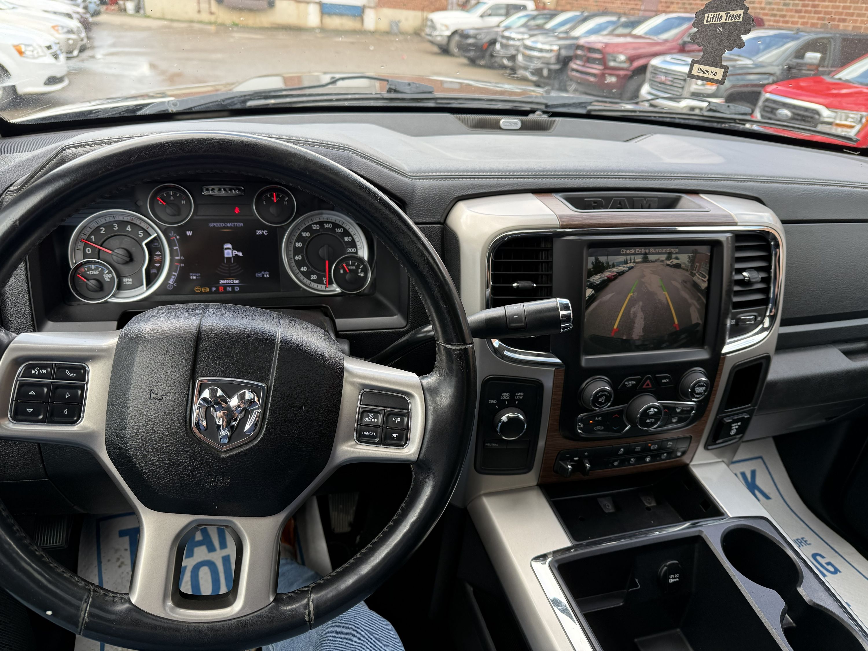 2015 RAM Ram 3500 - Image 27