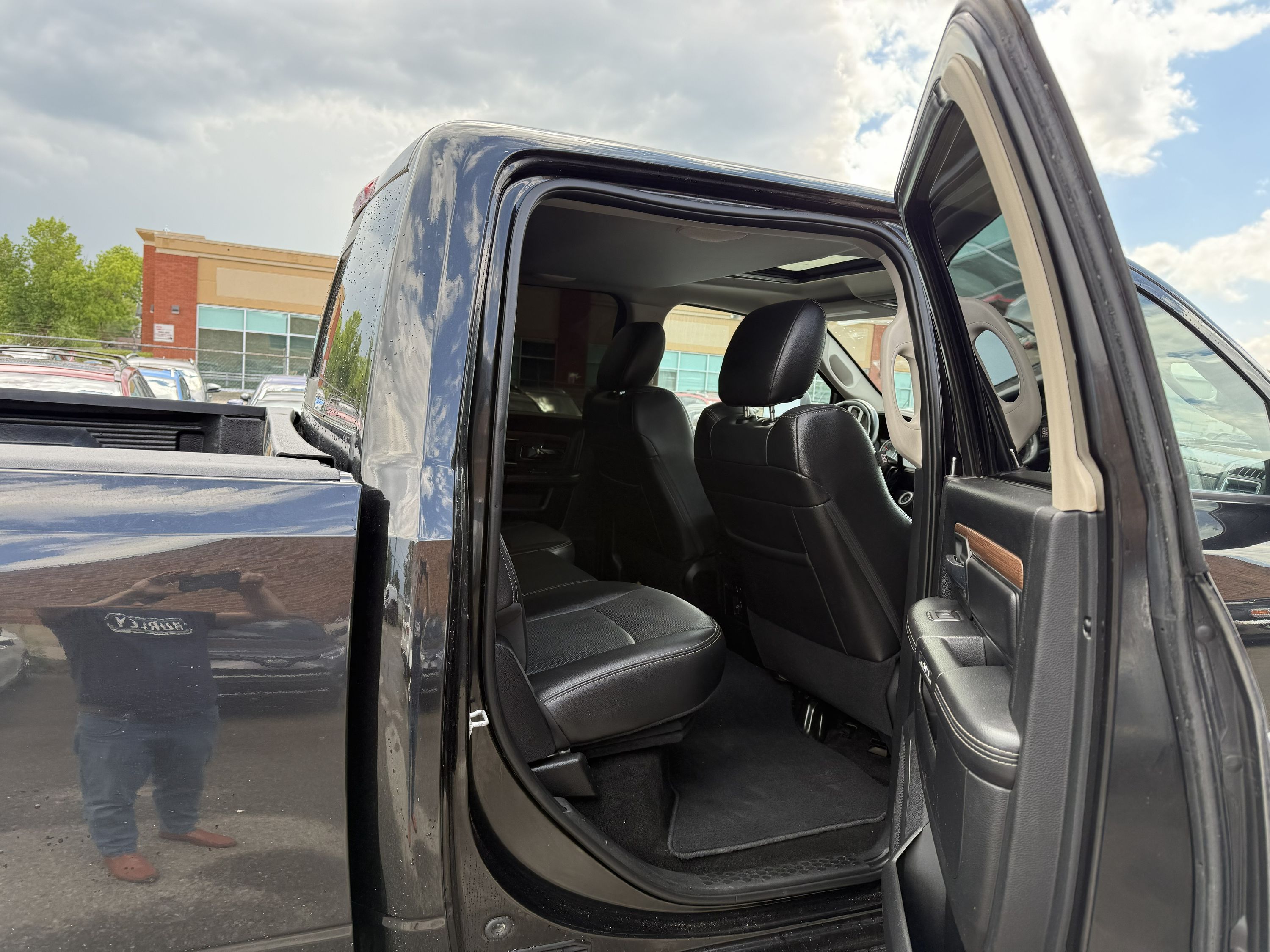 2015 RAM Ram 3500 - Image 13