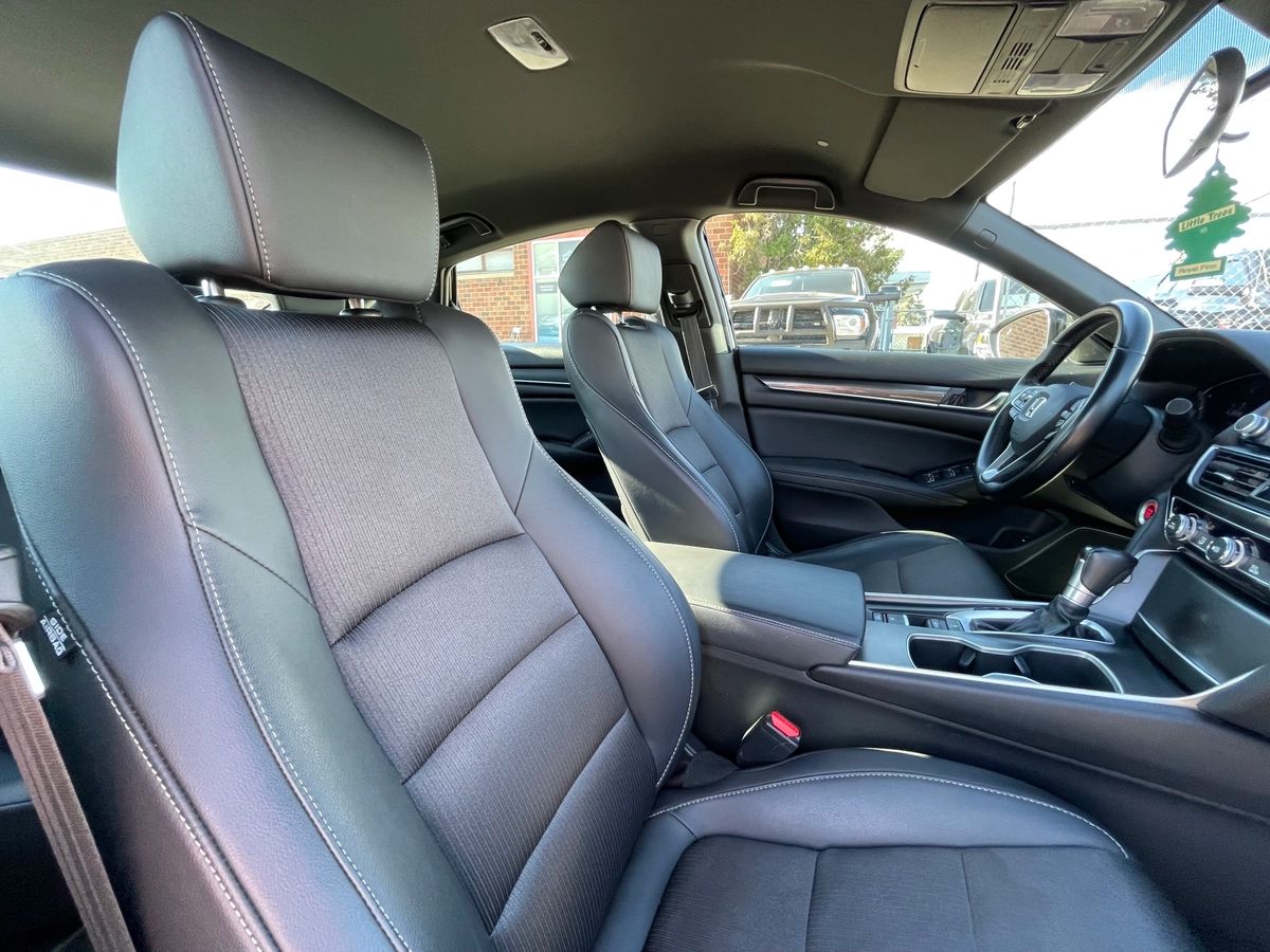 2021 Honda Accord - Image 17
