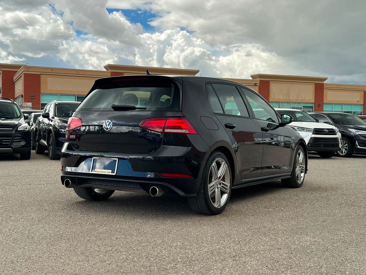 2019 Volkswagen Golf GTI Base - Image 5