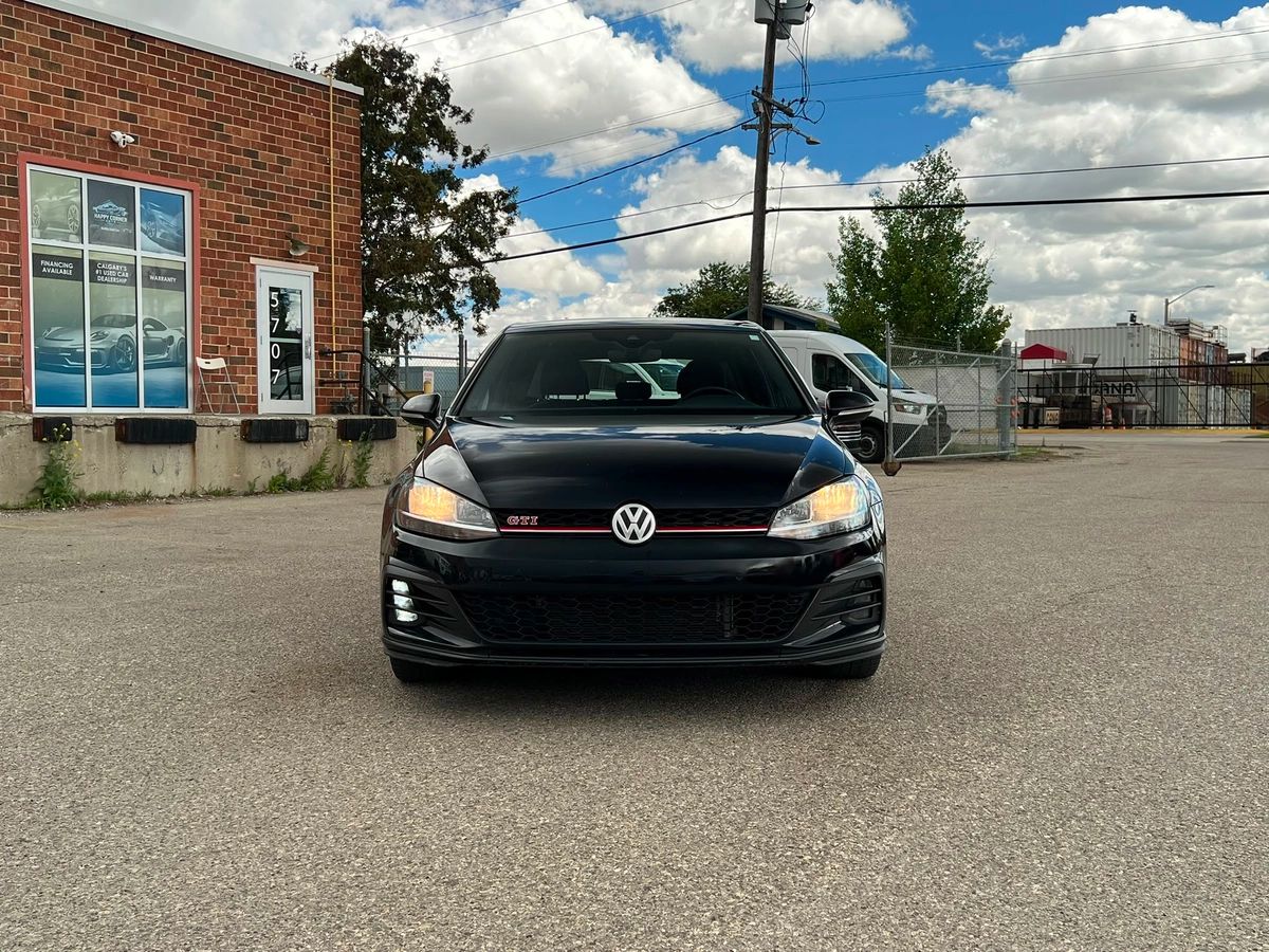 2019 Volkswagen Golf GTI Base - Image 2