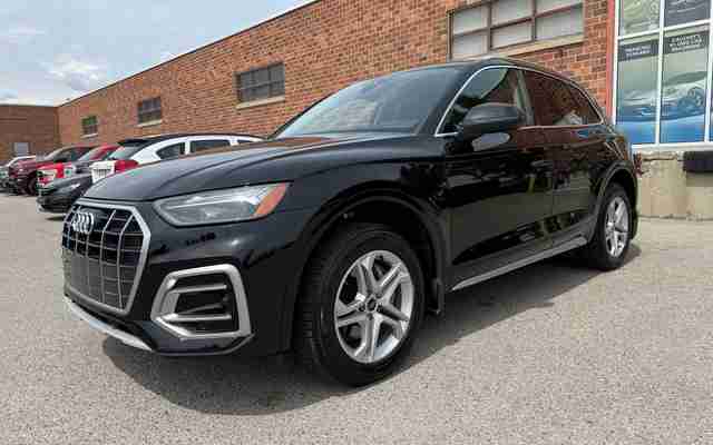 2023 Audi Q5 Komfort - Request more images