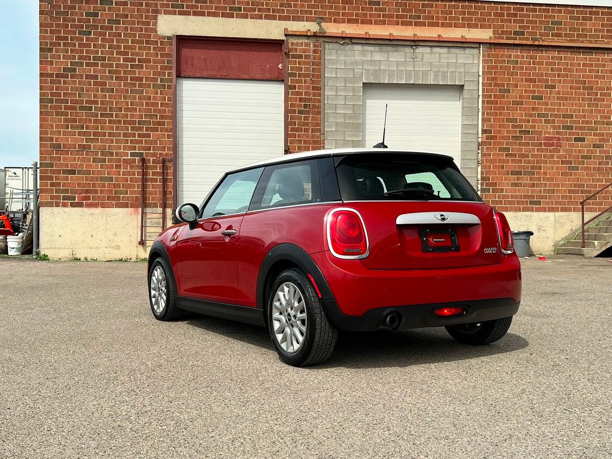 2015 MINI Cooper Base - Image 5