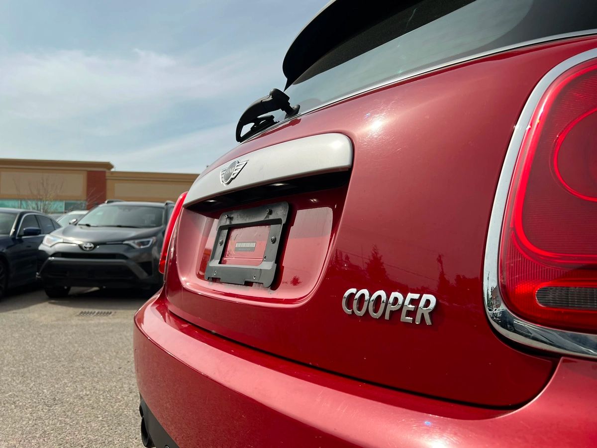 2015 MINI Cooper Base - Image 10