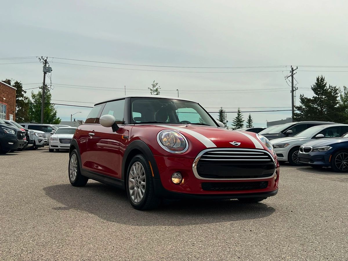 2015 MINI Cooper Base - Image 1